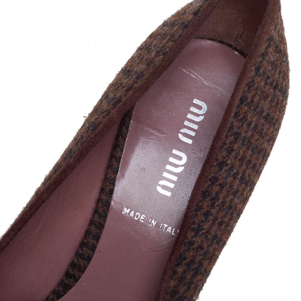 Miu Miu Vintage Brown Wool Houndstooth Enamel Embellished Work Pumps Size 36