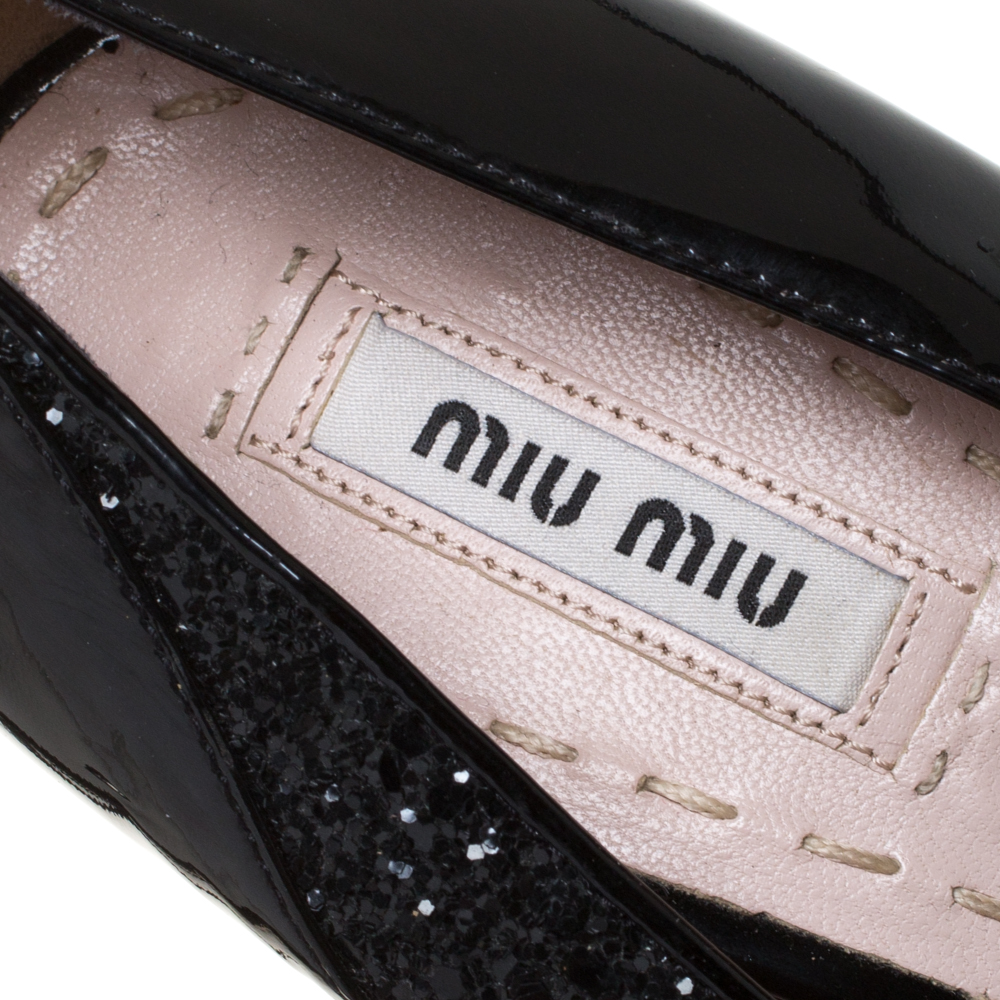 Miu Miu Black Glitter And Patent Leather Pointed Toe Pumps Size 40