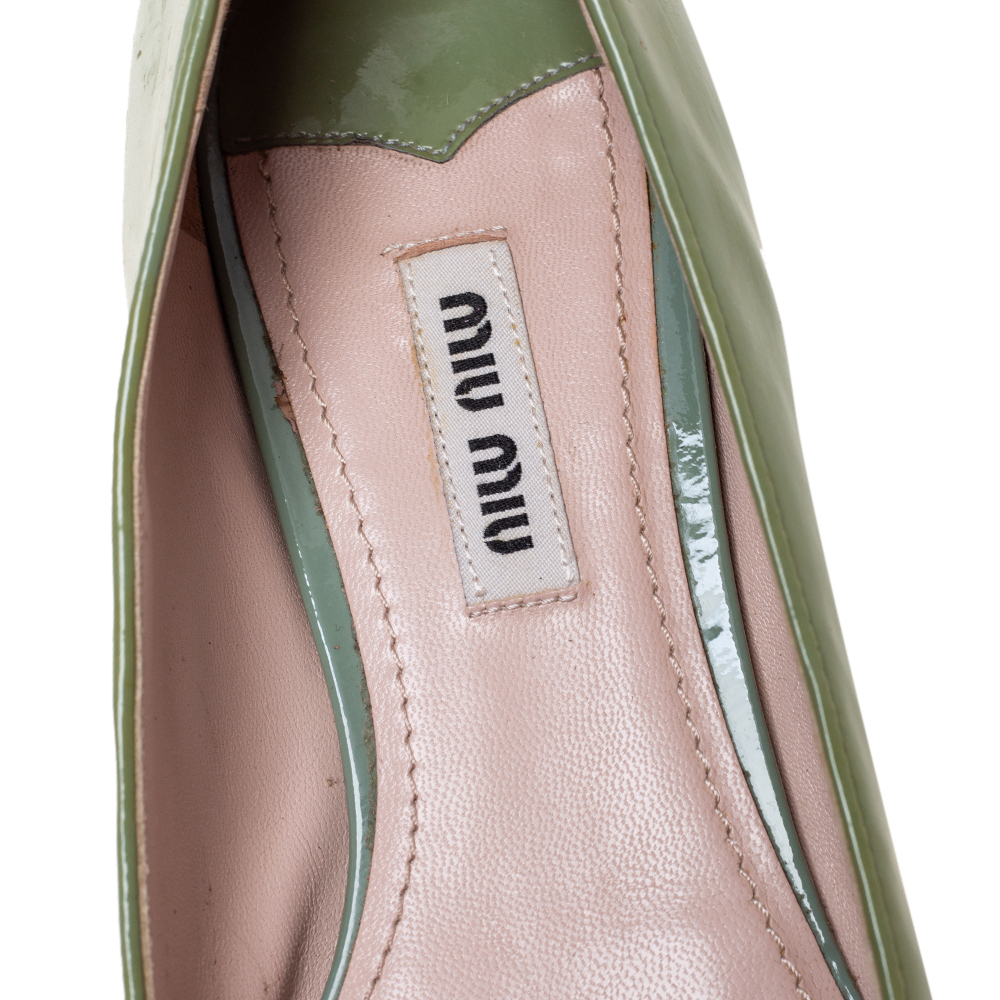Miu Miu Light Green Patent Leather Bow Ballet Flats Size 36.5