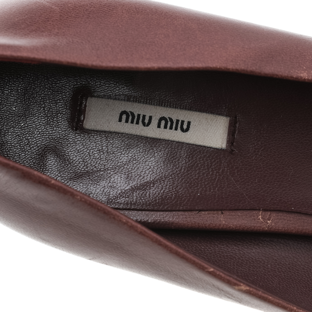 Miu Miu Brown Leather Round Toe Pumps Size 35