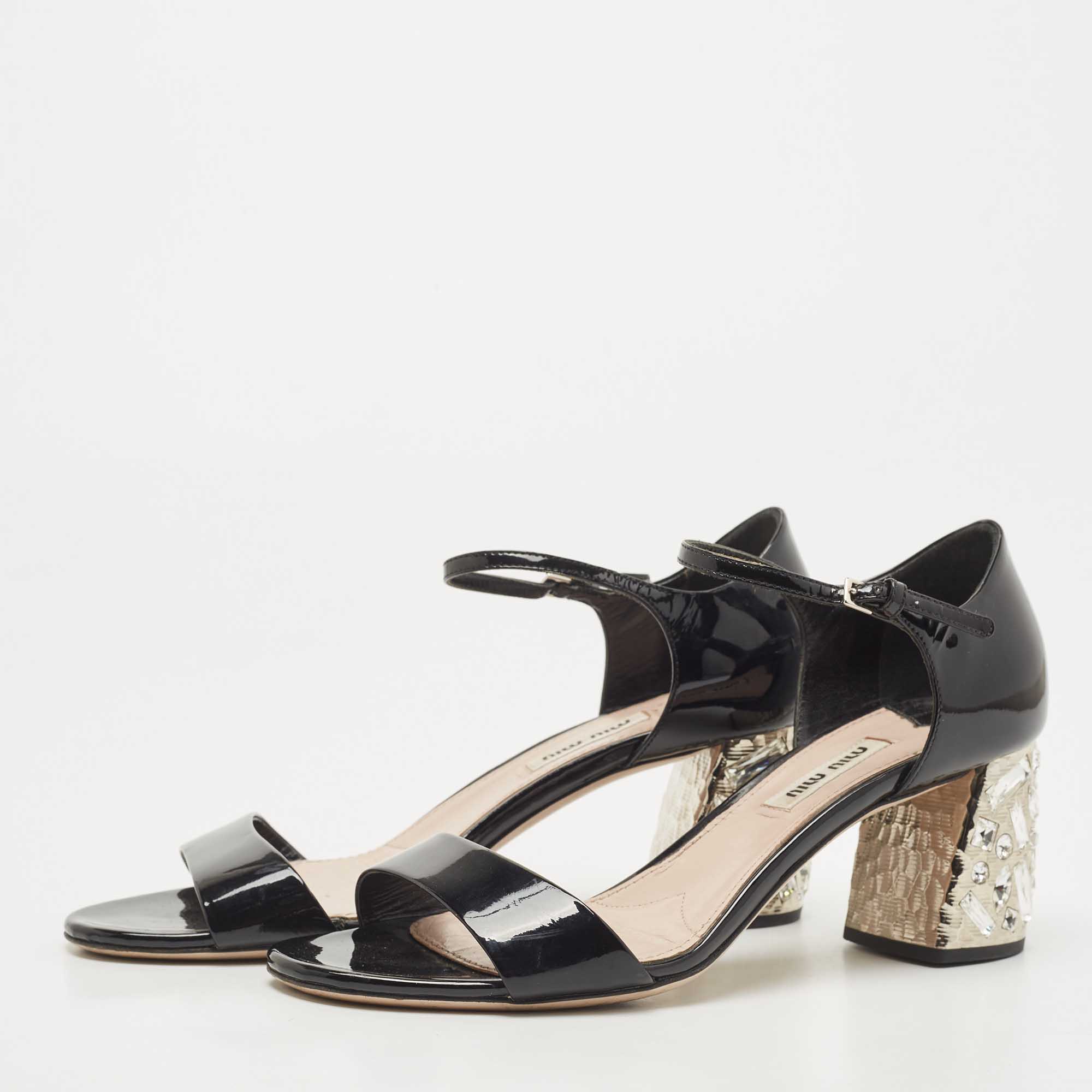Miu Miu Black Patent Leather Crystal Embellished Block Heel Ankle Strap Sandals Size
Miu Miu Black Patent Leather Crystal Embellished Block Heel Ankle Strap Sandals Size