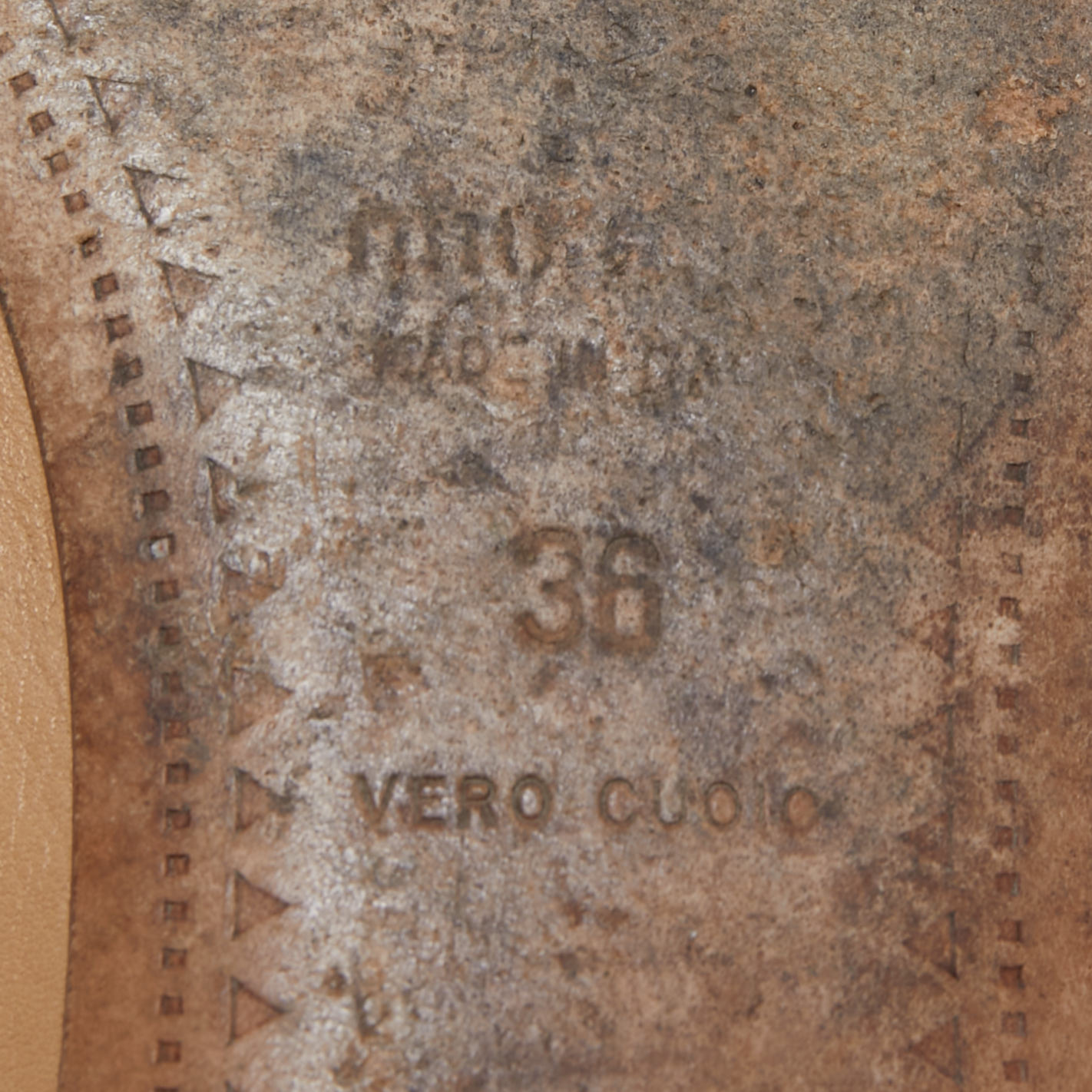 Miu Miu Beige Leather Logo Detail Ballet Flats Size 36