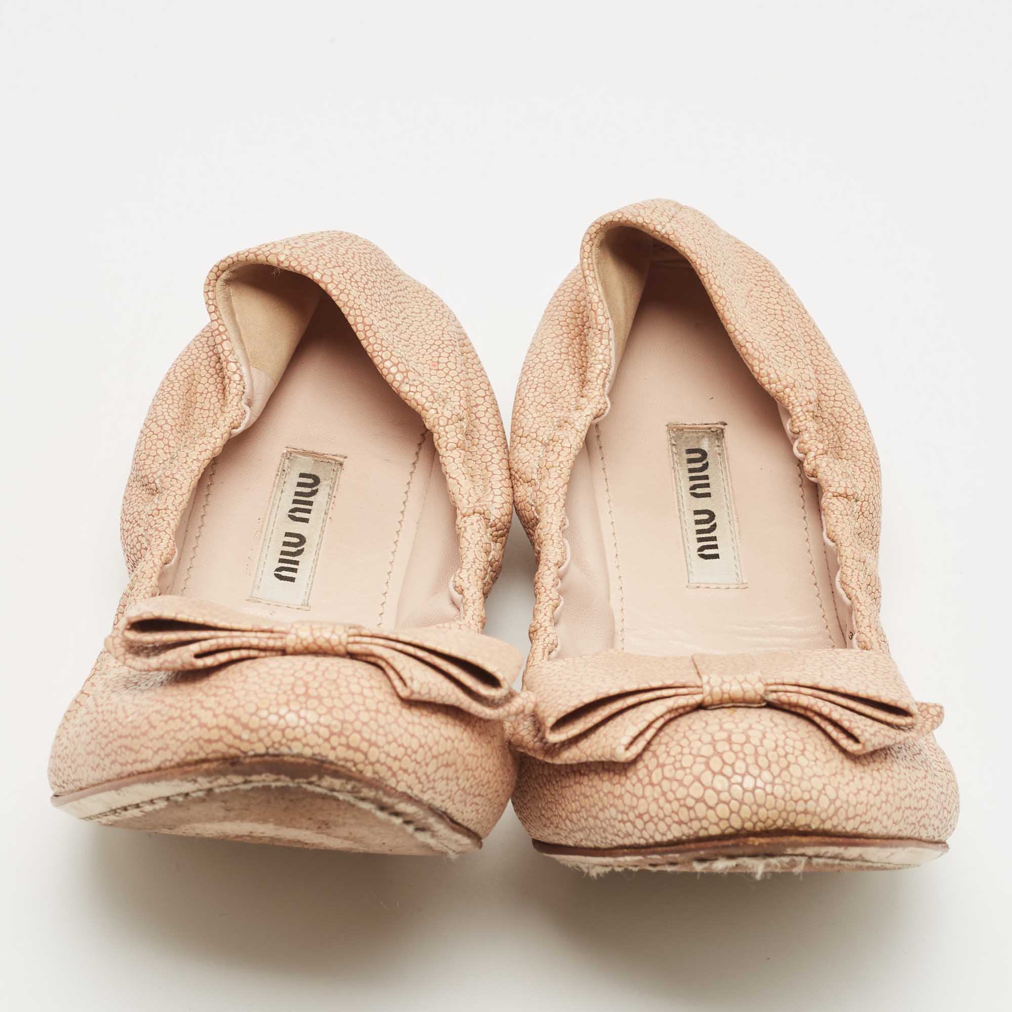 Miu Miu Beige Texture Leather Scrunch Bow Ballet Flats Size 39.5