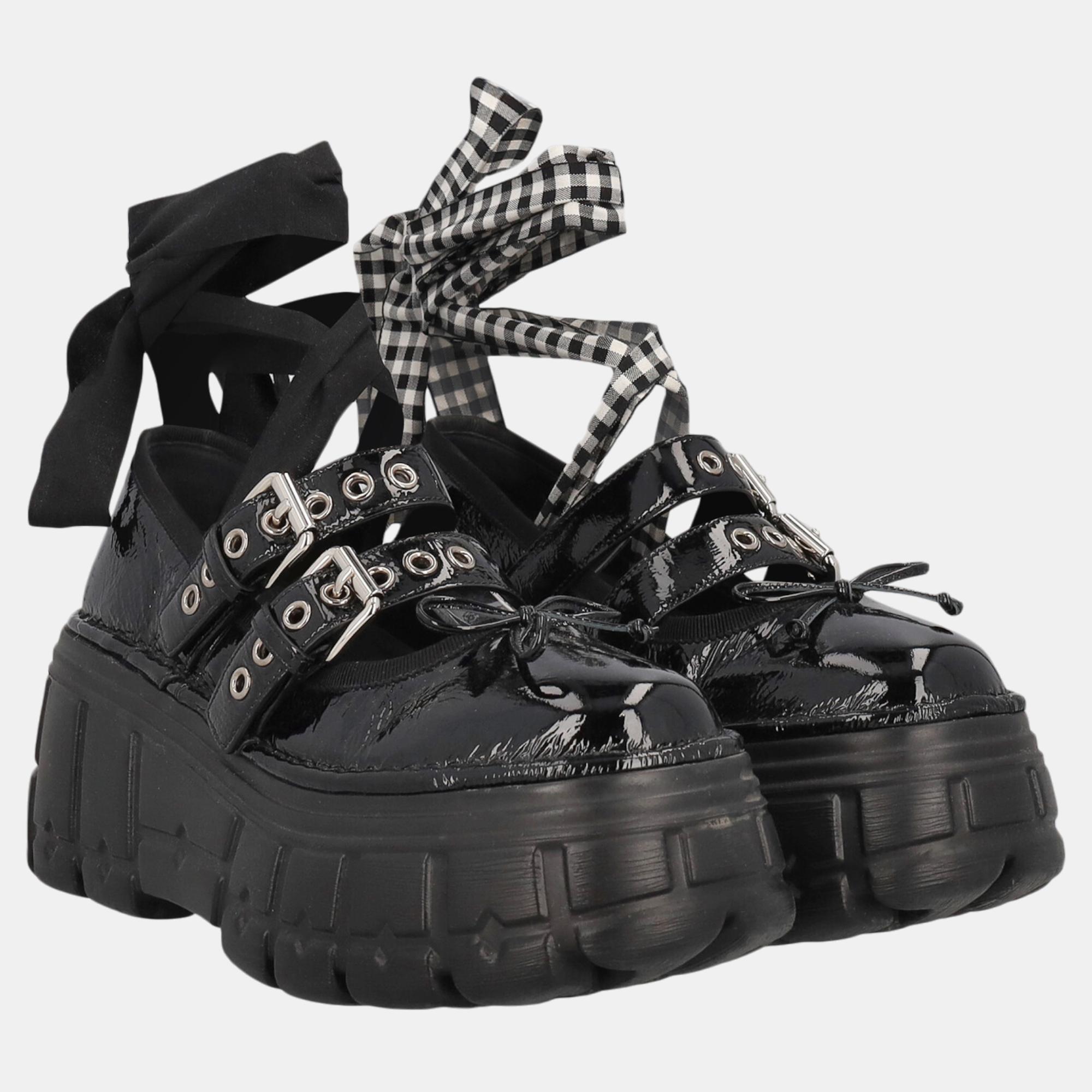 Miu Miu  Women's Leather Loafers - Black - EU 36