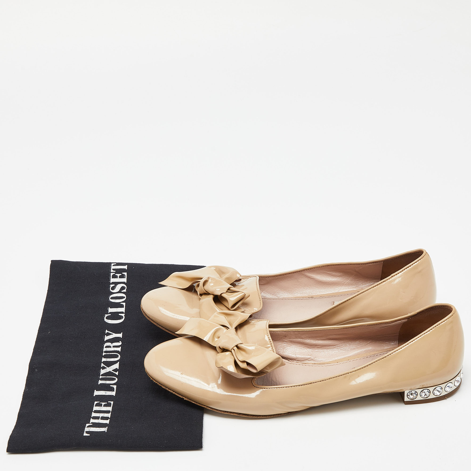 Miu Miu Beige Patent Leather Bow Detail Crystal Embellished Heel Ballet Flats Size 39