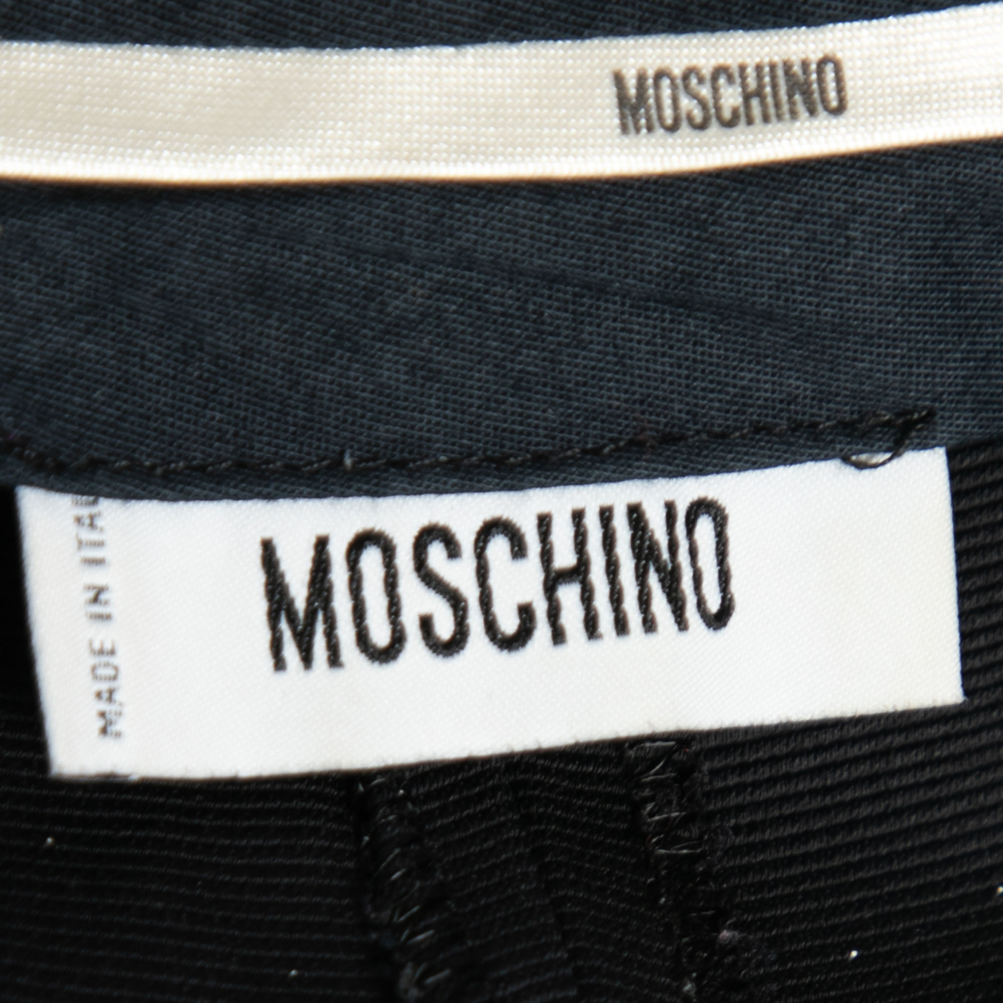 Moschino Black Crepe Cropped Trousers M