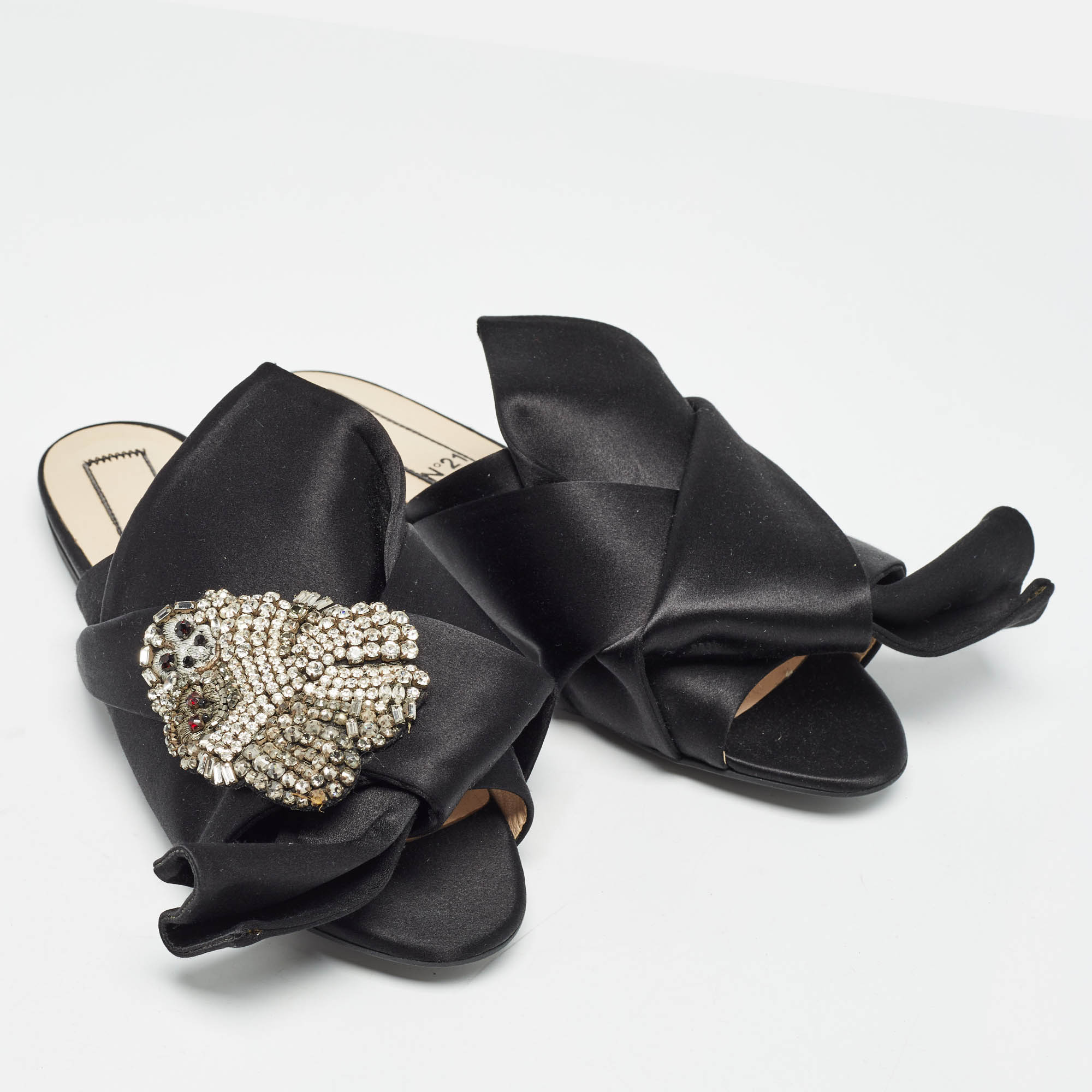 Nº21 Black Satin Knot Embellished Flat Slides Size 38