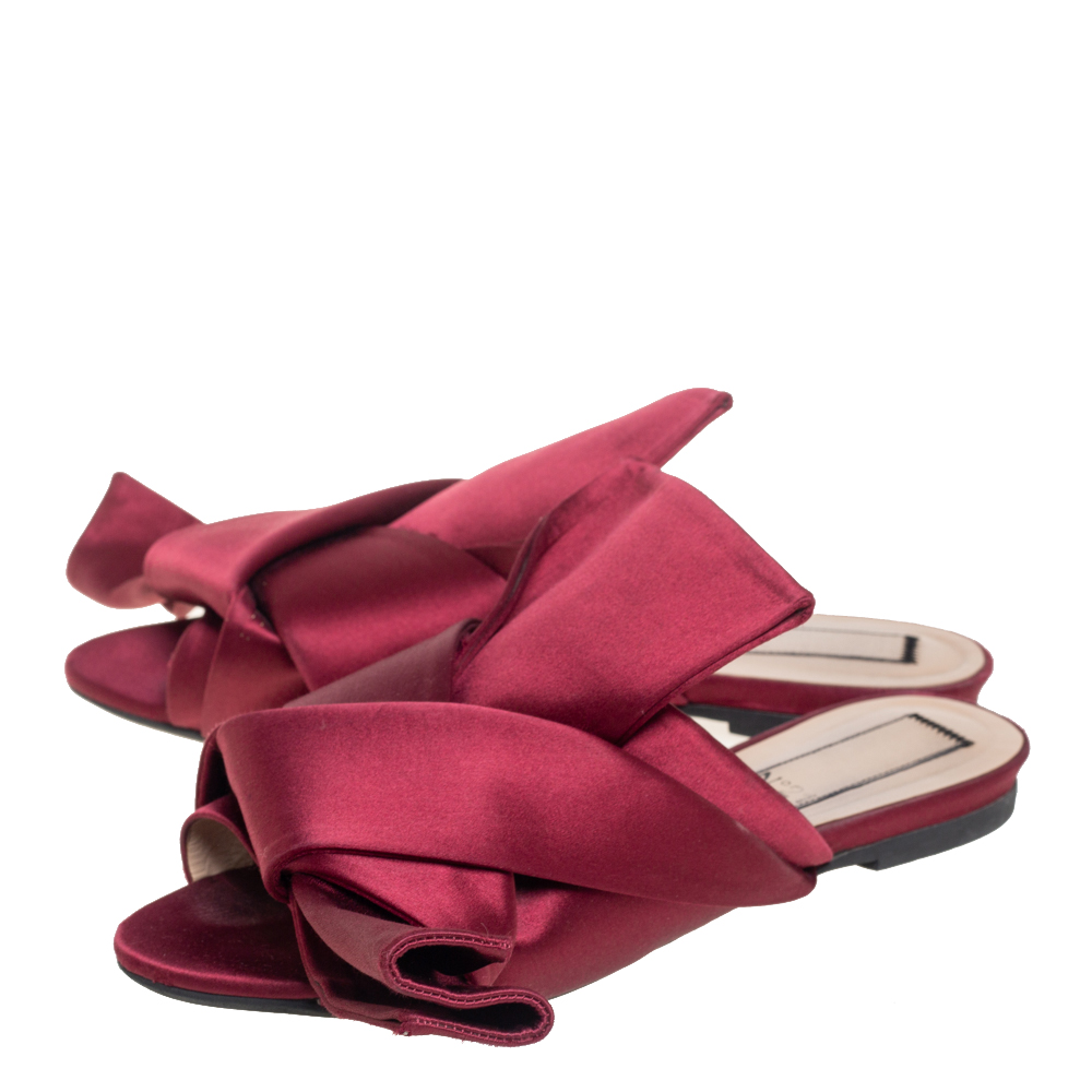 N21 Burgundy Satin Knotted Flats Size 36