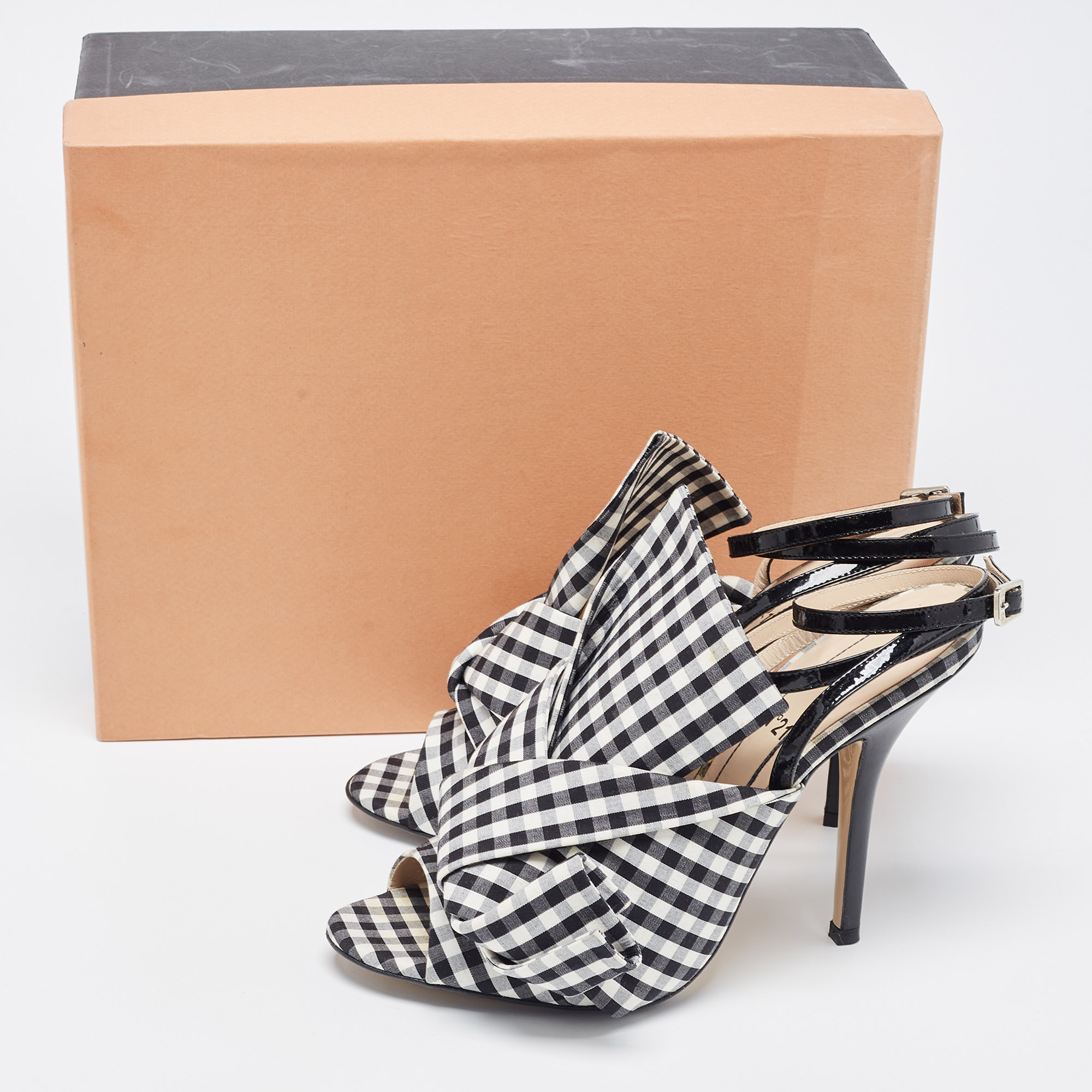 N21 Black/White Fabric Gingham Ankle Wrap Peep Toe Sandals Size 38.5