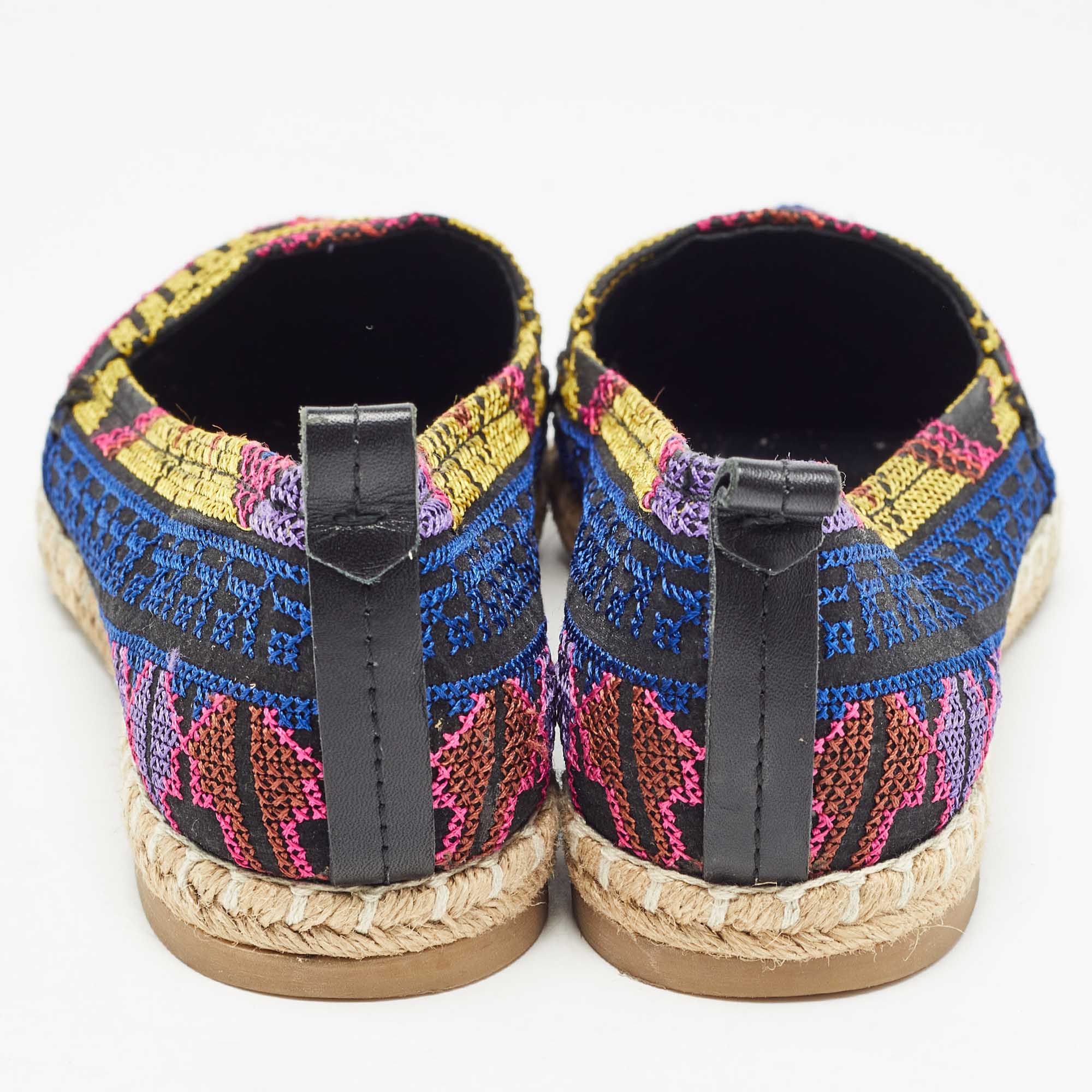 Nicholas Kirkwood Multicolor Canvas Embroidered Mexican Pointed Toe Espadrilles Size 37