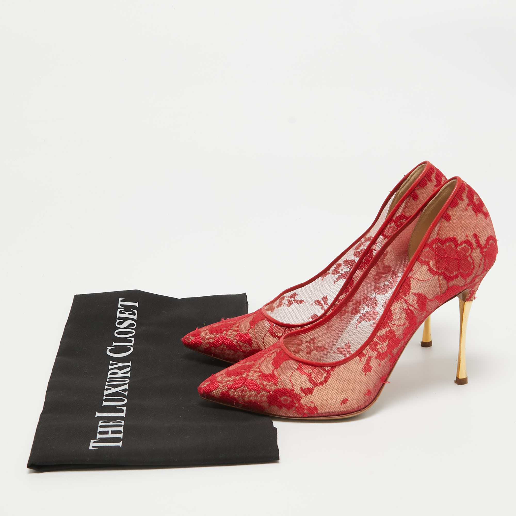 Nicholas Kirkwood Red Floral Lace Pointed Toe Pumps Size 38