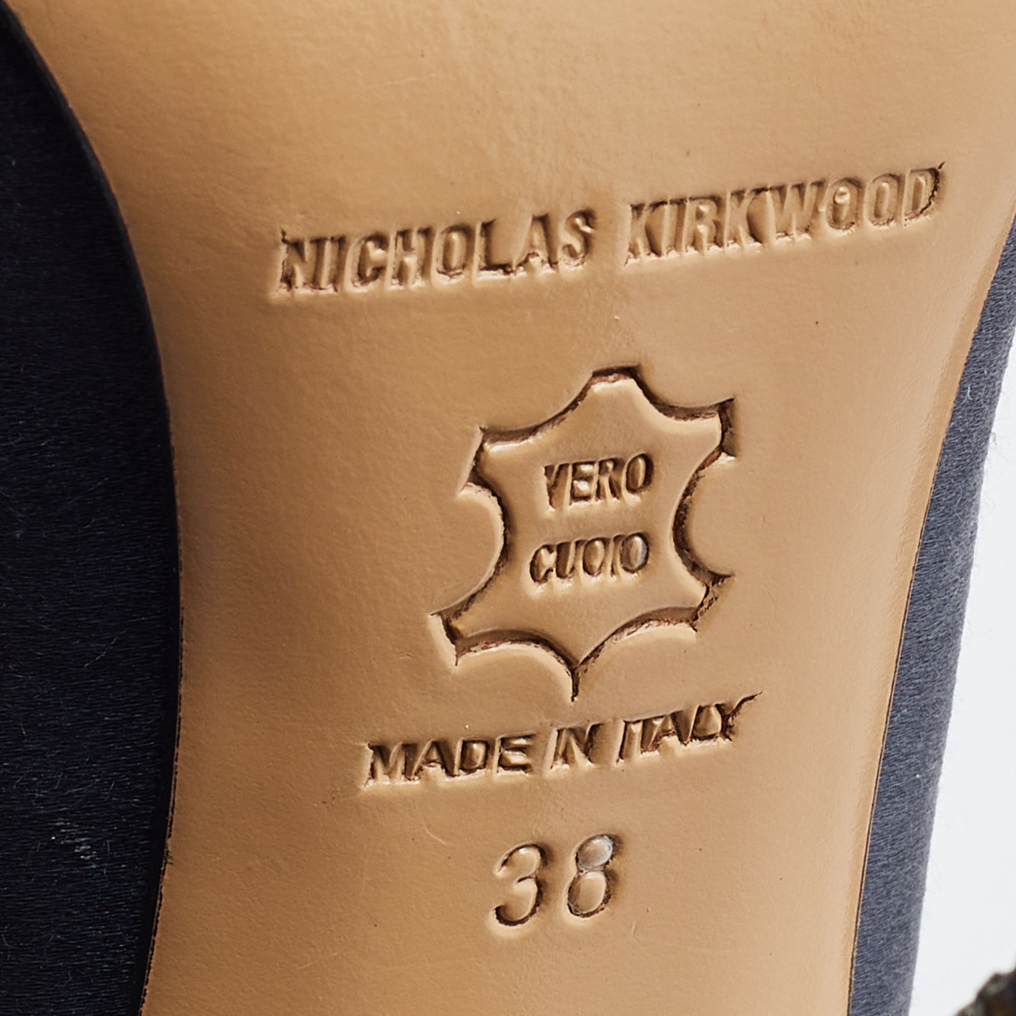 Nicholas Kirkwood Grey Satin And Python Embossed Leather Slingback Pumps Size 38