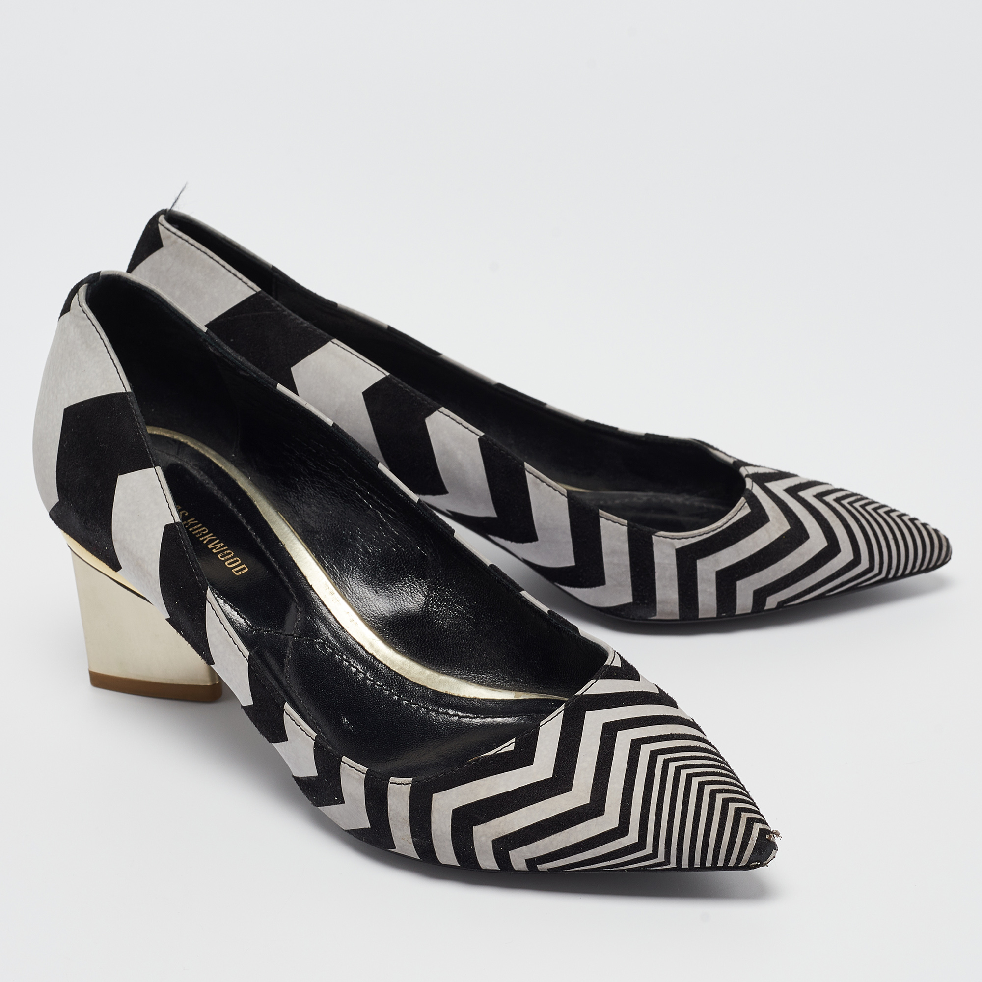 Nicholas Kirkwood Black/Grey Chevron Suede Block Heel Pumps Size 37