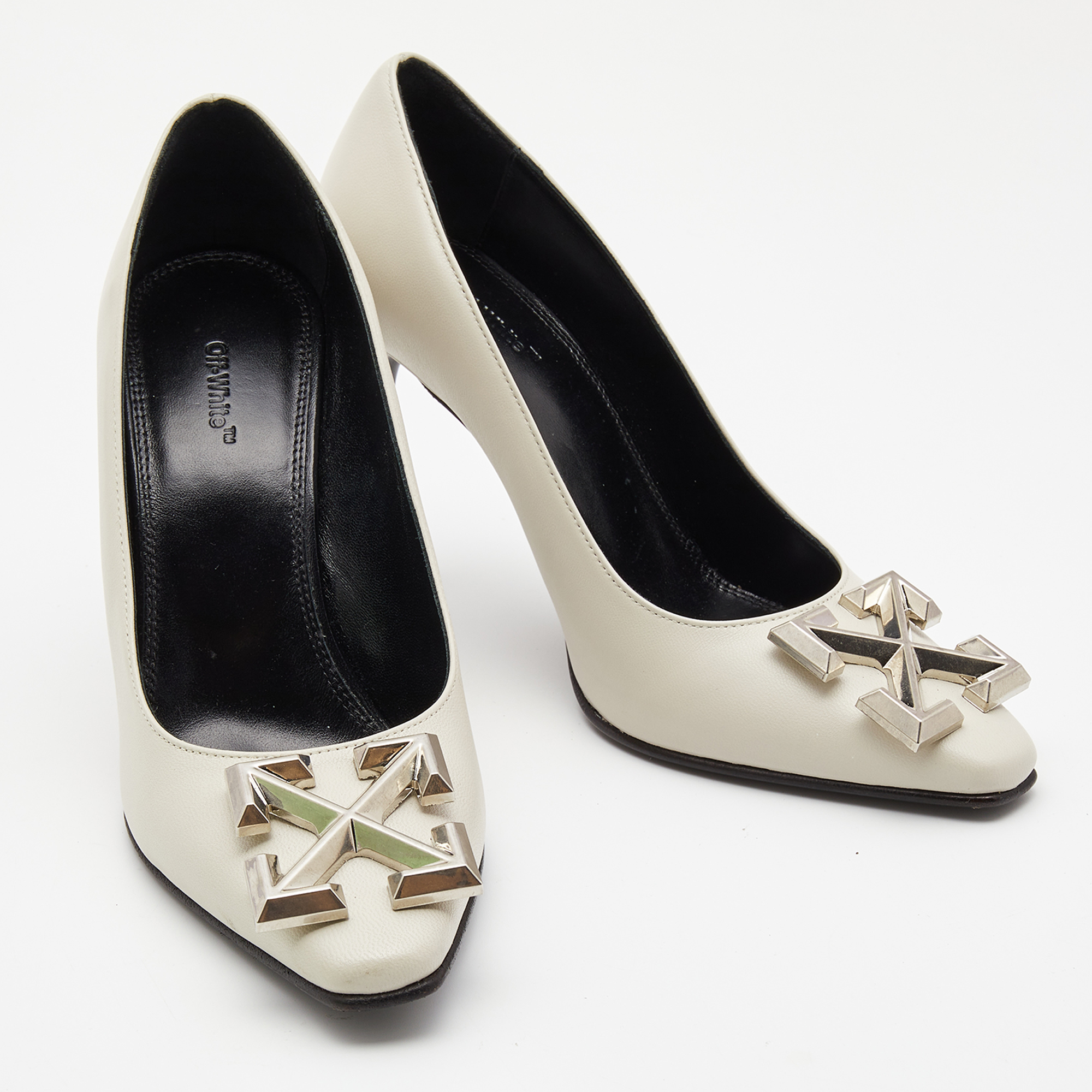 Off-White Cream Leather Arrow Embellished Pumps Size 36