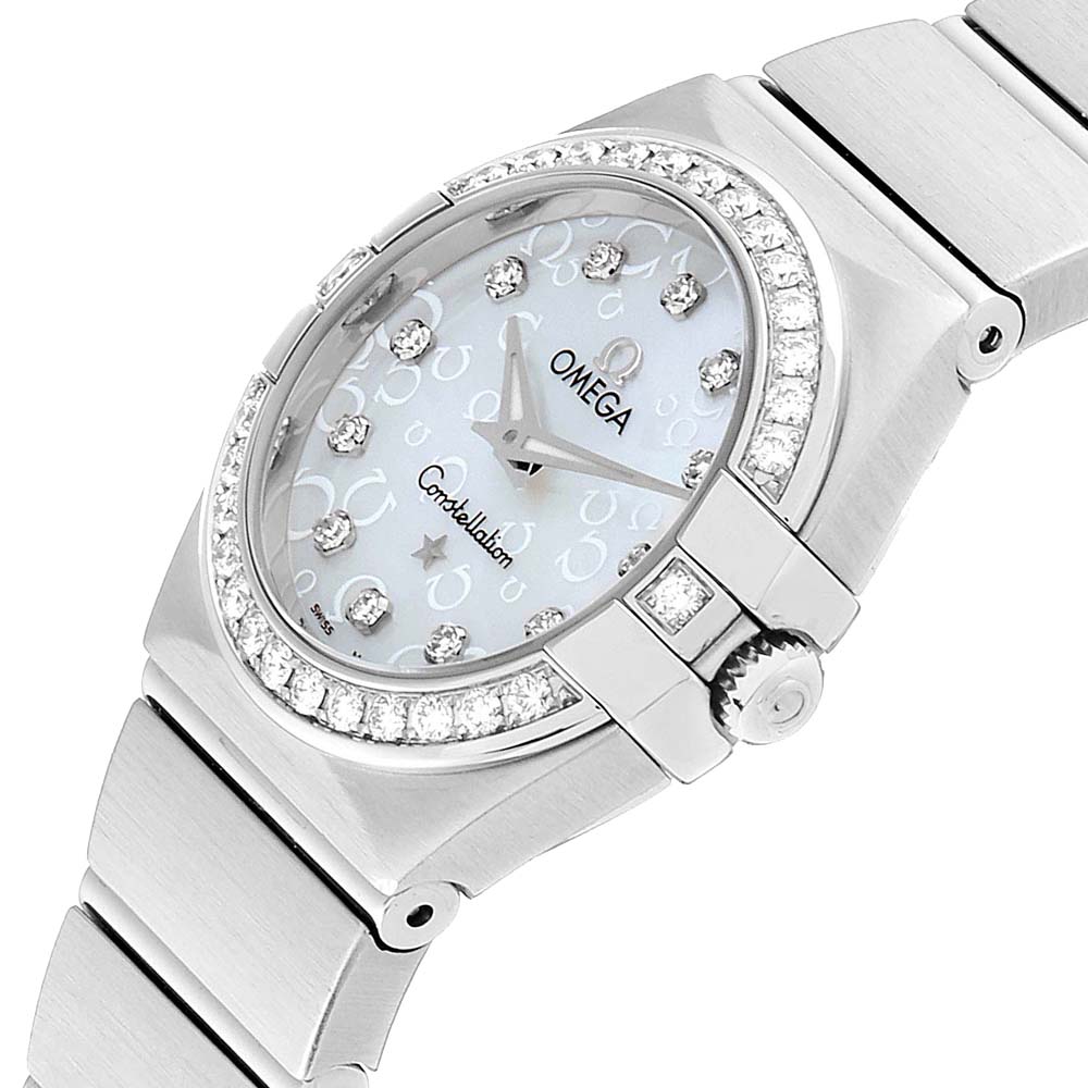 Omega Silver Diamond Stainless Steel Constellation 123.15.24.60.52.001 Women's Wristwatch 27
Omega Silver Diamond Stainless Steel Constellation 123.15.24.60.52.001 Women's Wristwatch 27