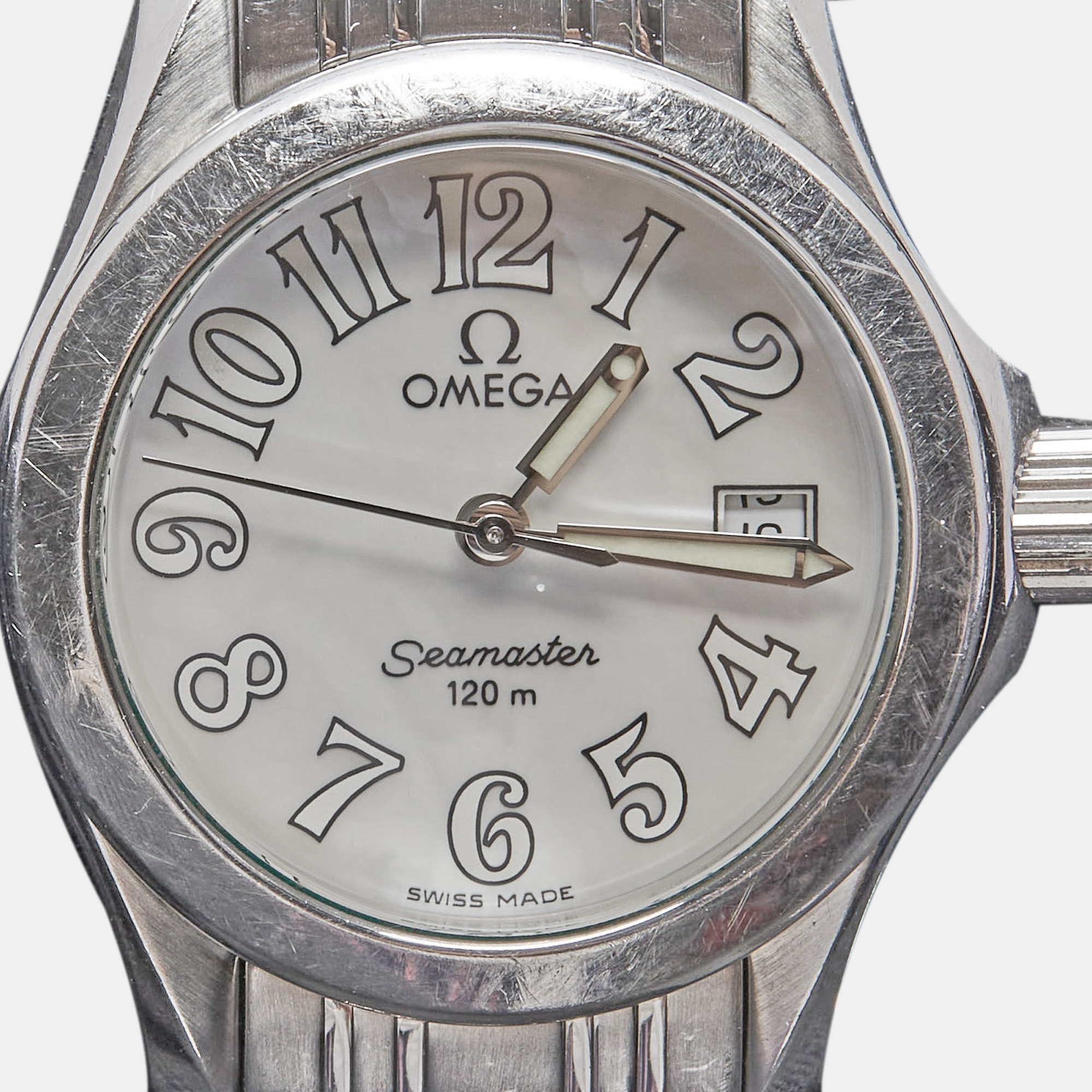 Omega Mother Of Pearl Stainless Steel Seamaster 2581.70.00 Women's Wristwatch 26 Mm