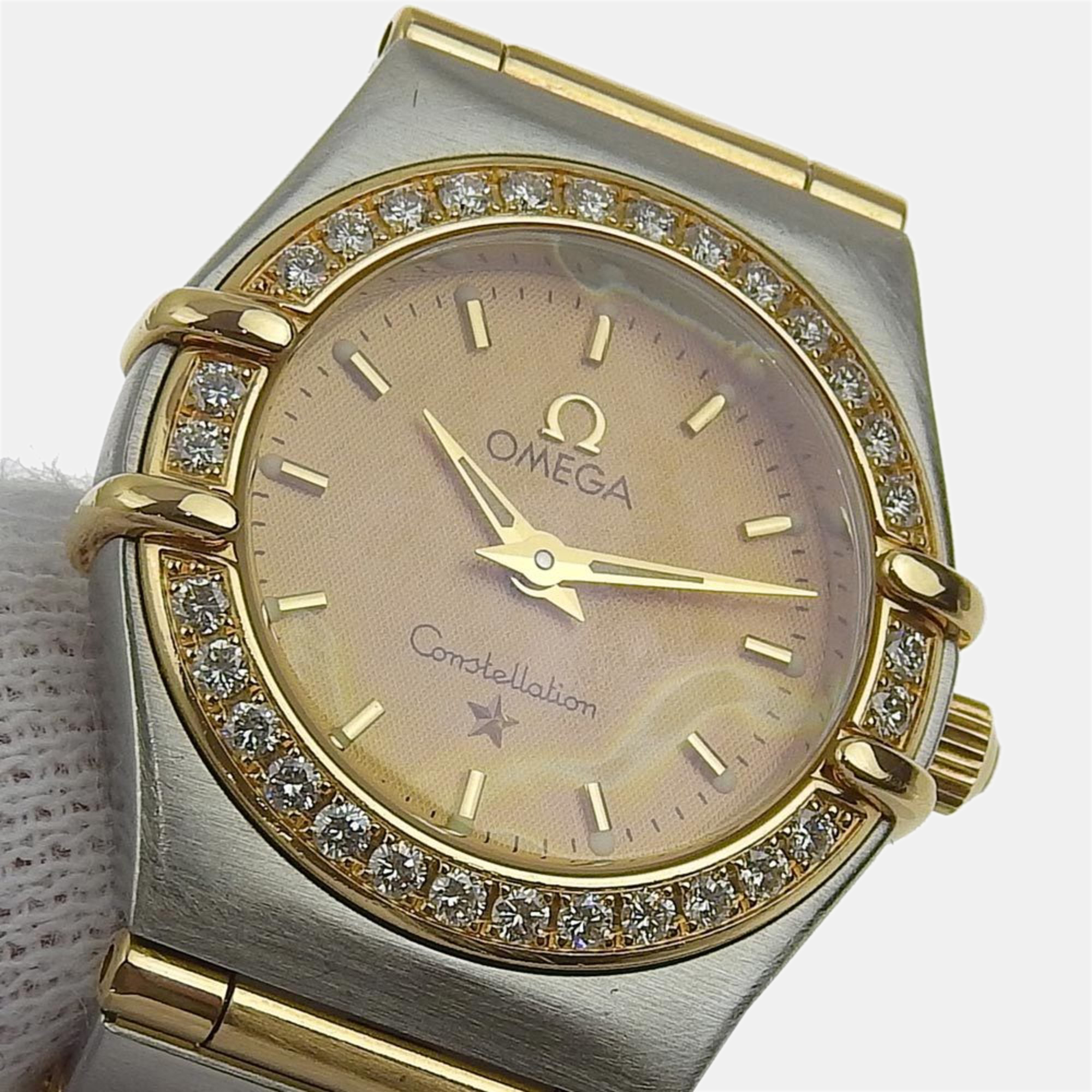 Omega Champagne 18k Yellow Gold And Stainless Steel Constellation 1267.10 Quartz Women's Wristwatch 23 Mm