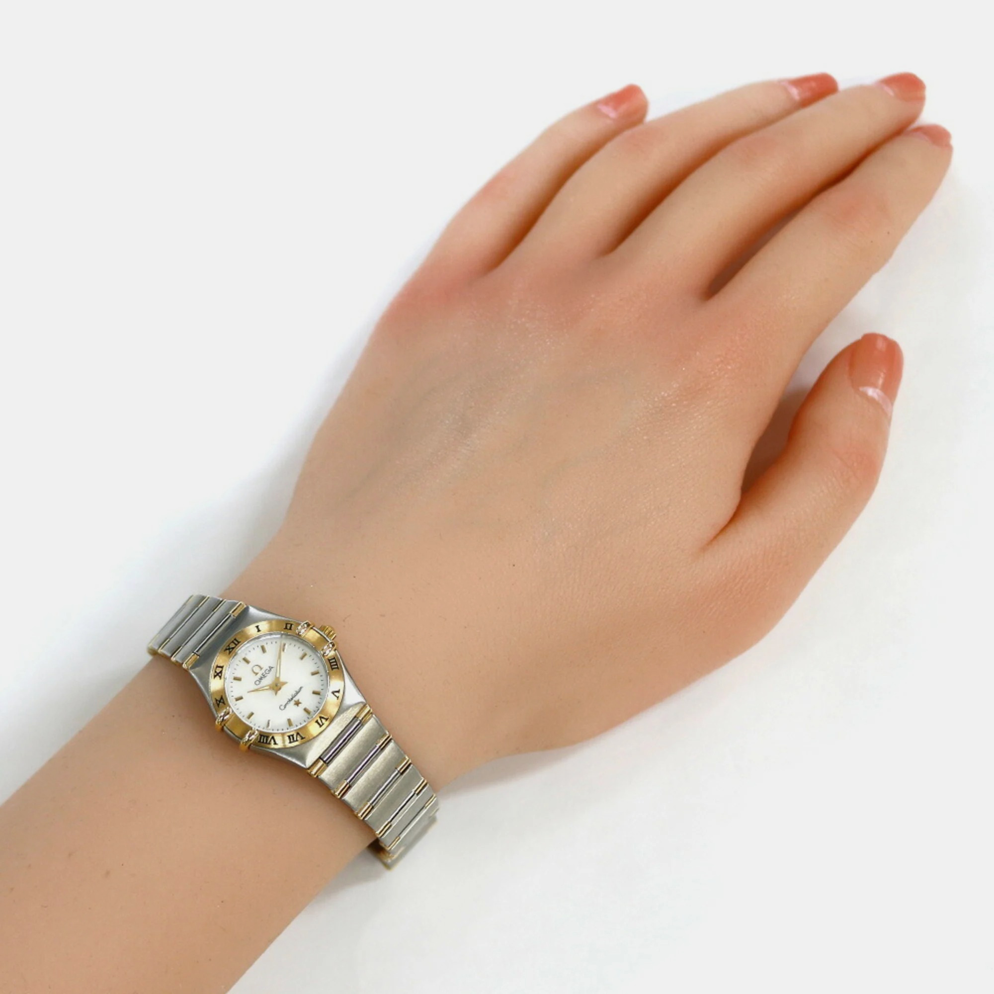 Omega White 18k Yellow Gold Stainless Steel Constellation Quartz Women's Wristwatch 23 Mm
