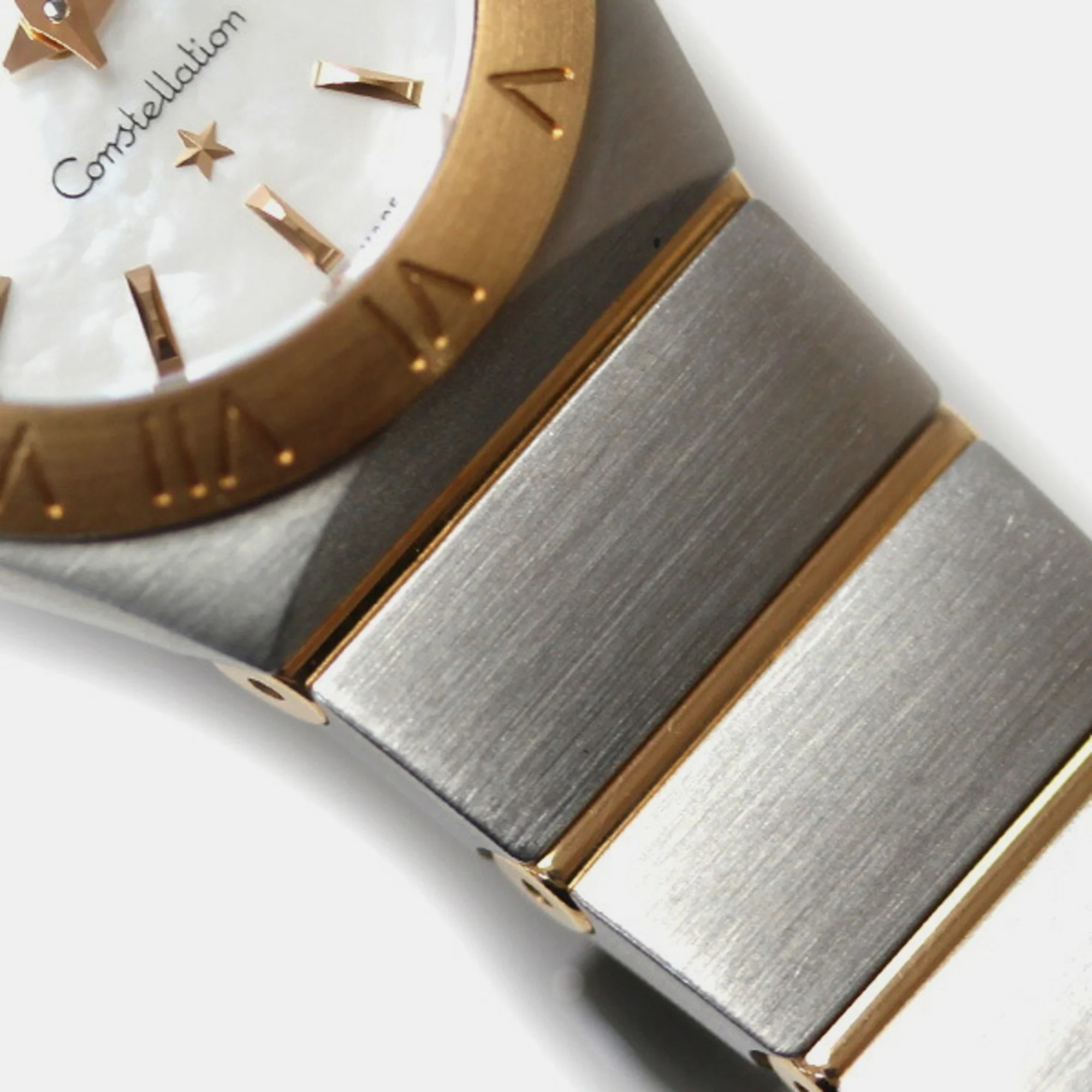 Omega White Shell 18k Rose Gold And Stainless Steel Constellation 123.20.24.60.05.001 Quartz Women's Wristwatch 24 Mm