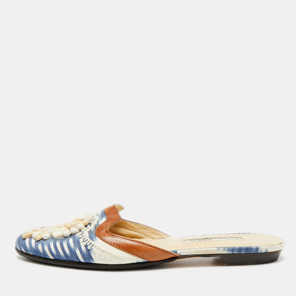 Oscar de la Renta Size Tricolor Leather and Fabric Embellished Flat Mules, Brown
Oscar de la Renta Size Tricolor Leather and Fabric Embellished Flat Mules, Brown
