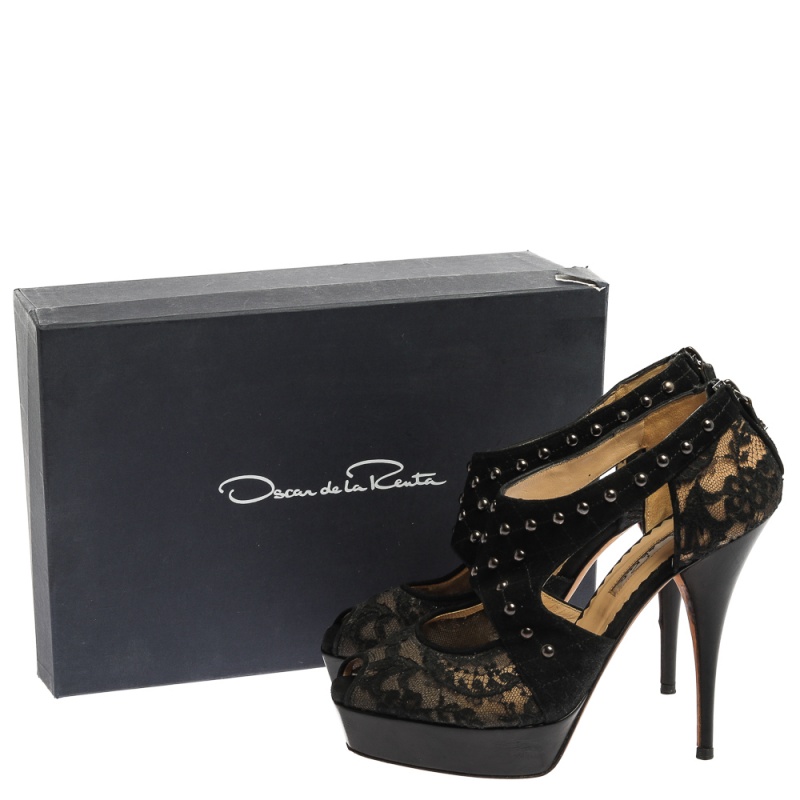 Oscar De La Renta Black Lace And Suede Platform Studded Peep Toe Zipper Sandals Size 38