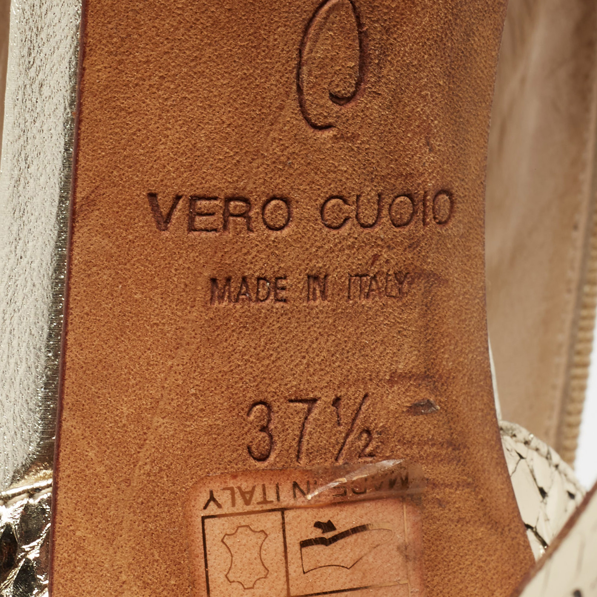 Oscar De La Renta Gold Embossed Snakeskin And Leather Peep-Toe Pumps Size 37.5