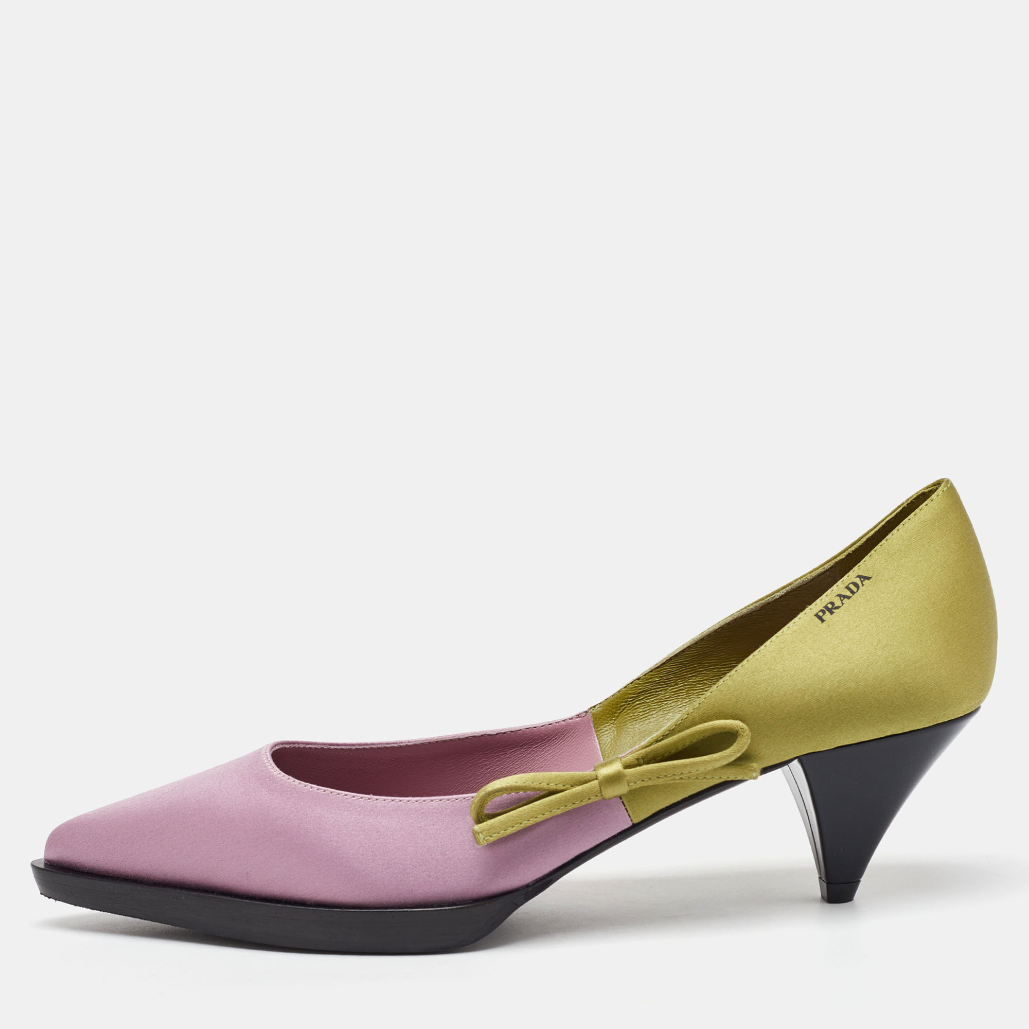 Prada Pink/Green Satin Runway Colorblock Pointed Toe Pumps Size
Prada Pink/Green Satin Runway Colorblock Pointed Toe Pumps Size