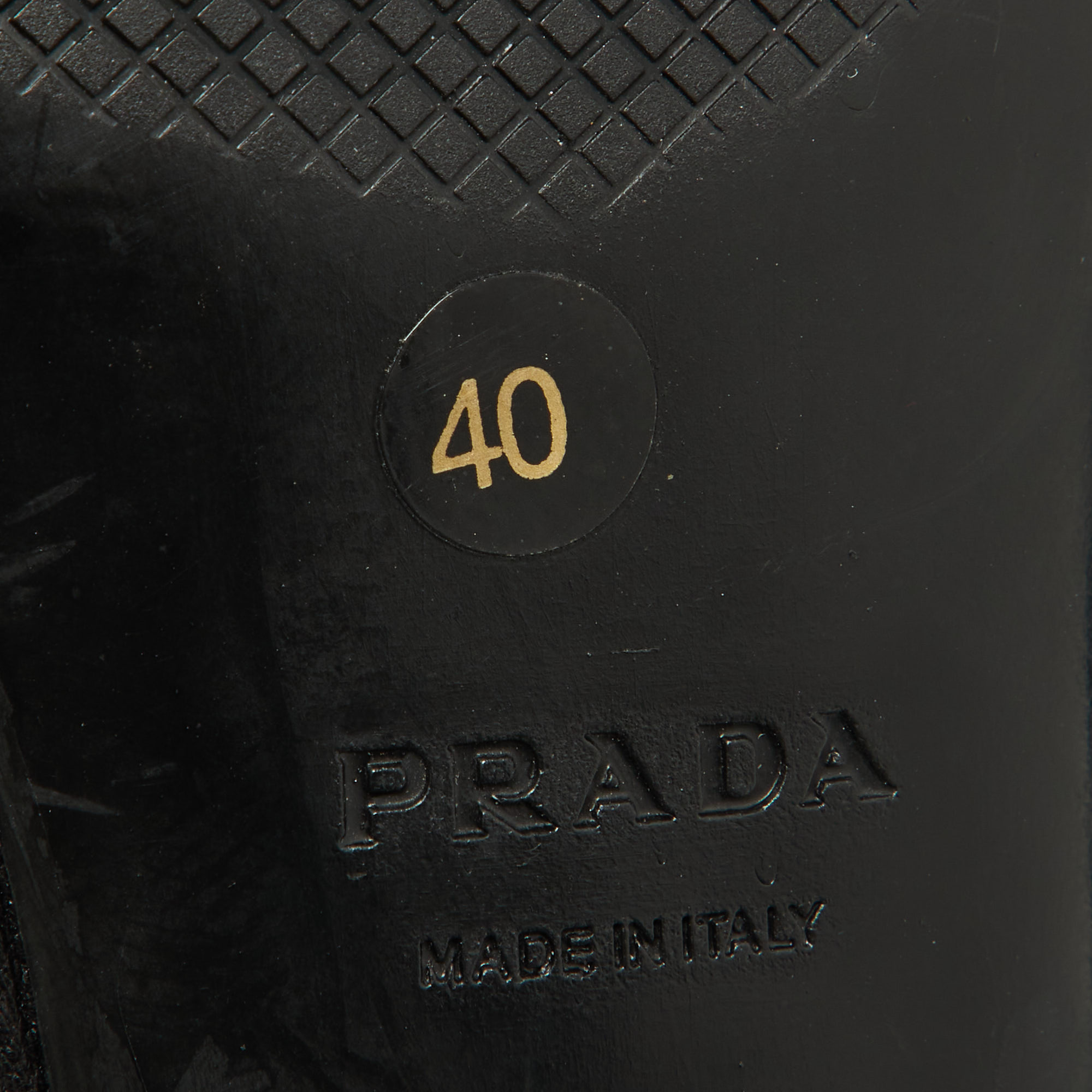 Prada Sport Black Leather And Patent Cap Toe Pumps Size 40