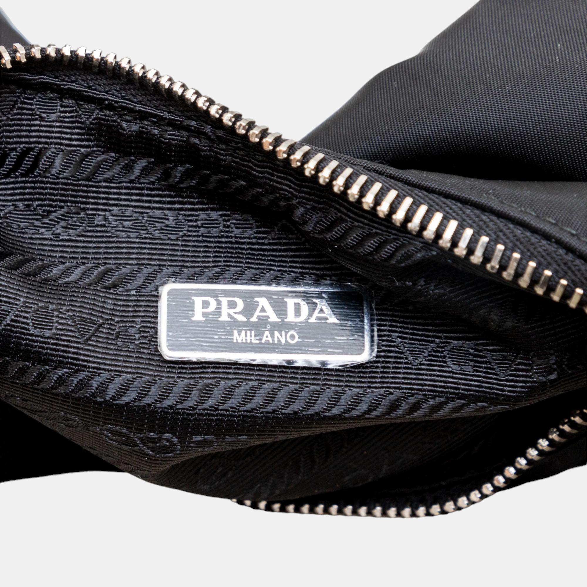 Prada Black Nylon Onesize Re-Edition 2005 Shoulder Bags