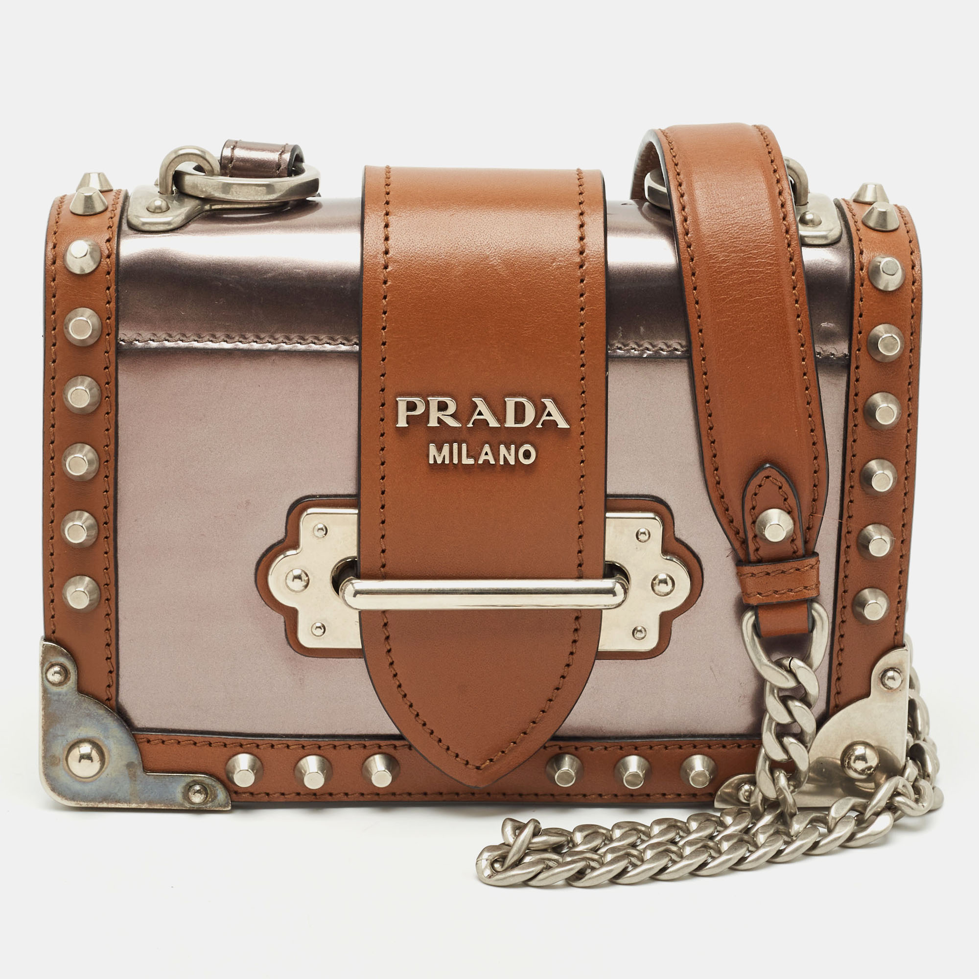Prada Grey/Brown Vitello Metal and City Leather Cahier Shoulder Bag
Prada Grey/Brown Vitello Metal and City Leather Cahier Shoulder Bag