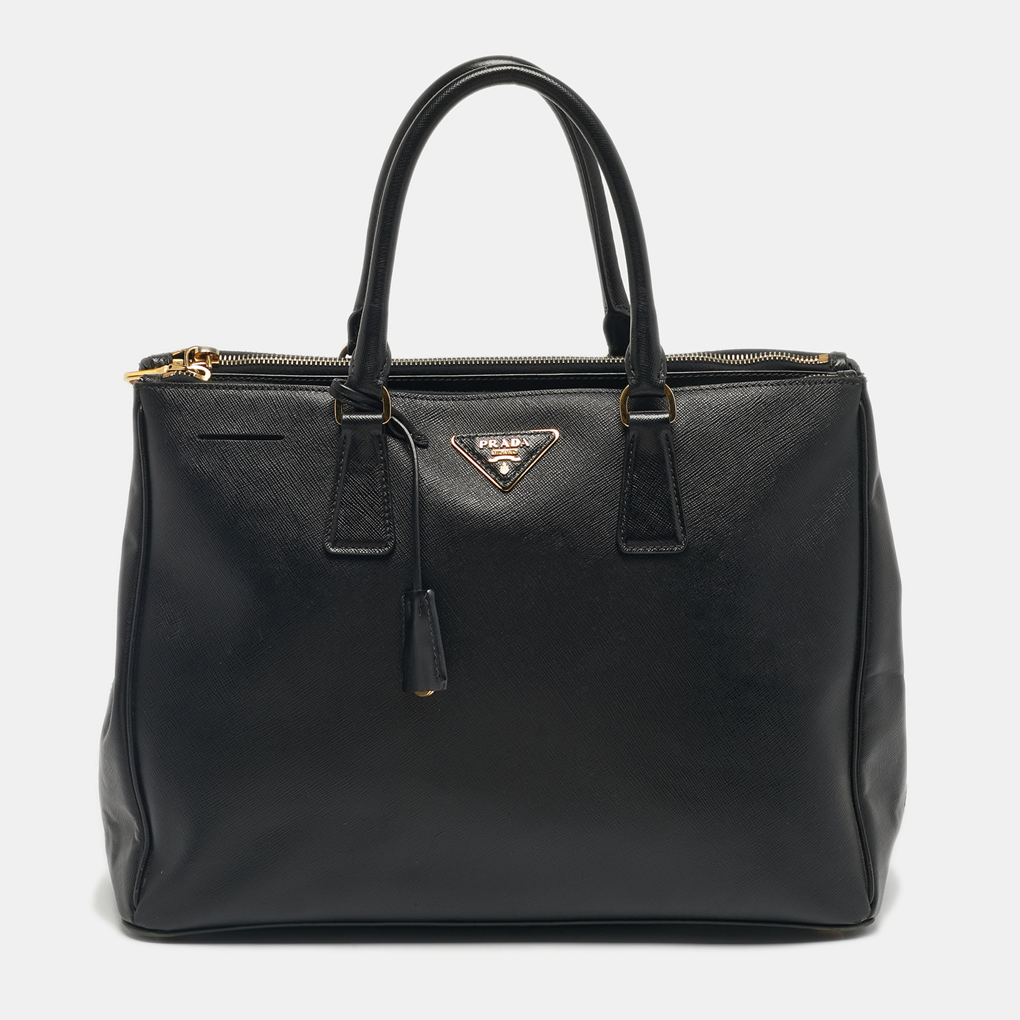 Prada Black Saffiano Lux Leather Large Galleria Double Zip Tote
Prada Black Saffiano Lux Leather Large Galleria Double Zip Tote