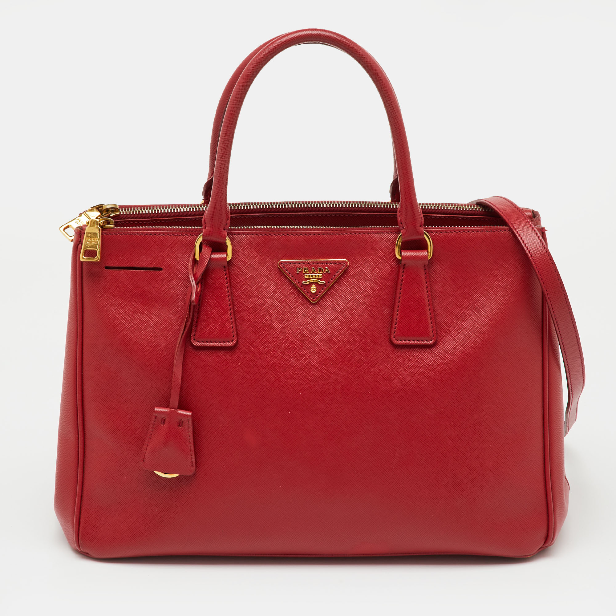 Prada Red Saffiano Lux Leather Galleria Double Zip Tote
Prada Red Saffiano Lux Leather Galleria Double Zip Tote