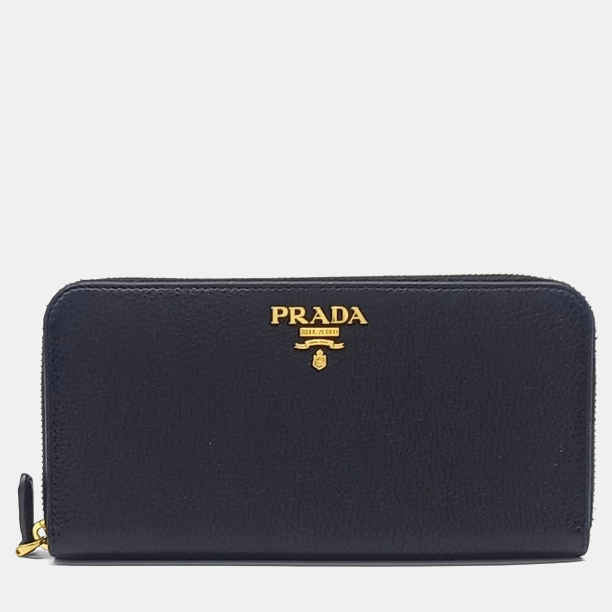 Prada Black Leather Dino Long Wallet
Prada Black Leather Dino Long Wallet