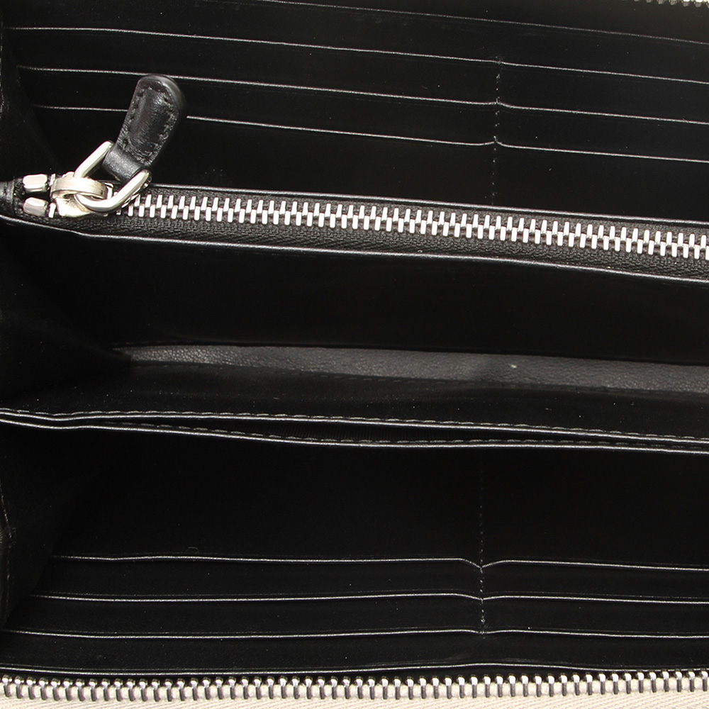 Prada White Saffiano Leather Zip Around Wallet
Prada White Saffiano Leather Zip Around Wallet