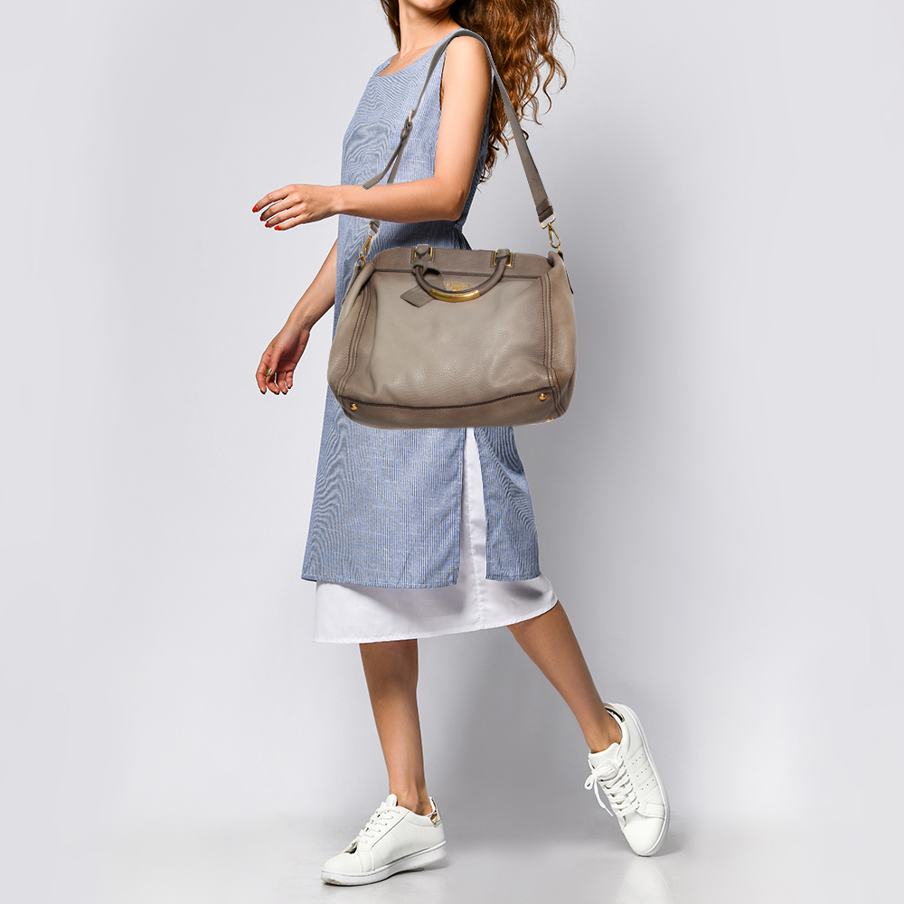 Prada Grey Vitello Daino Leather Satchel
Prada Grey Vitello Daino Leather Satchel