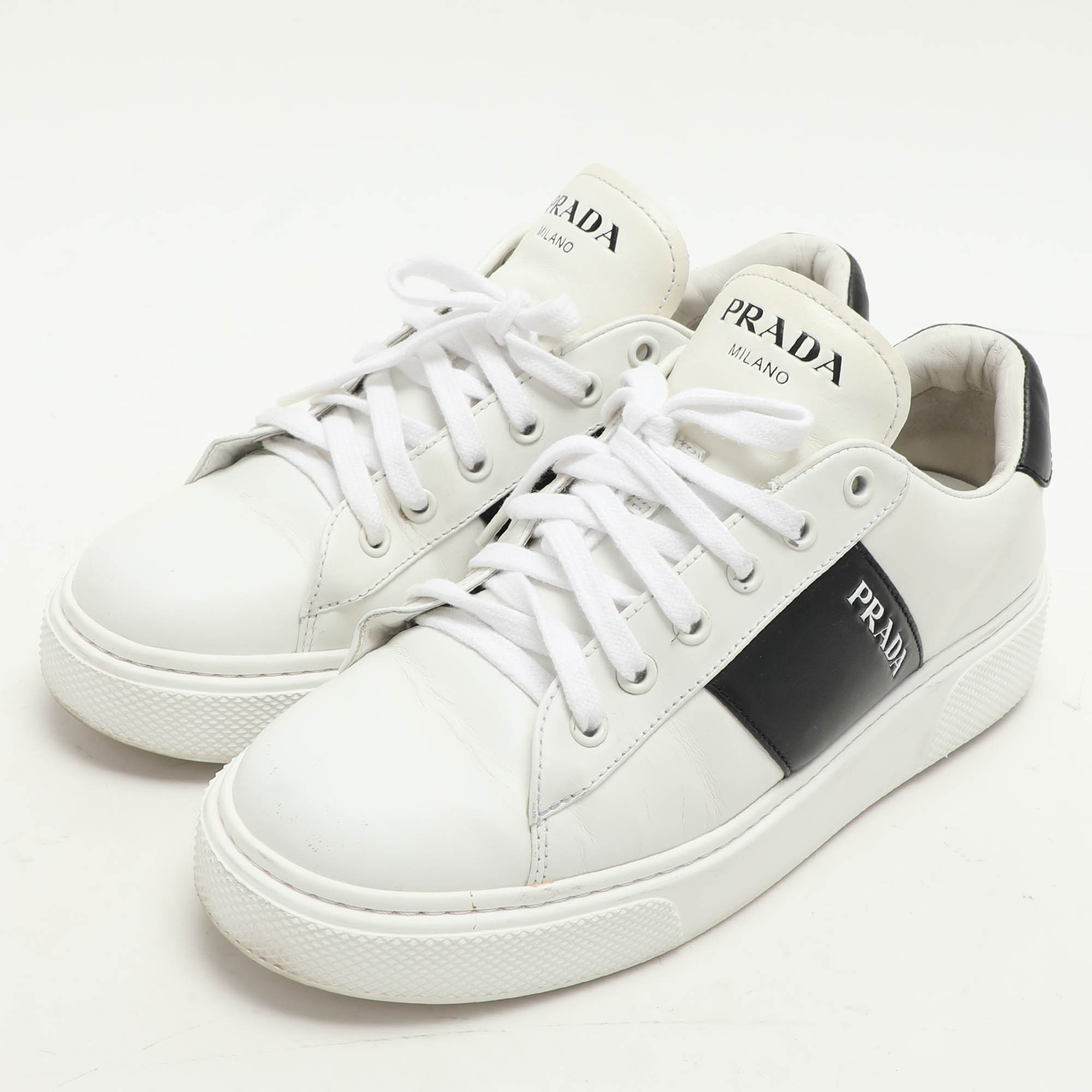 Prada White/Black Leather Low Top Sneakers Size 38.5