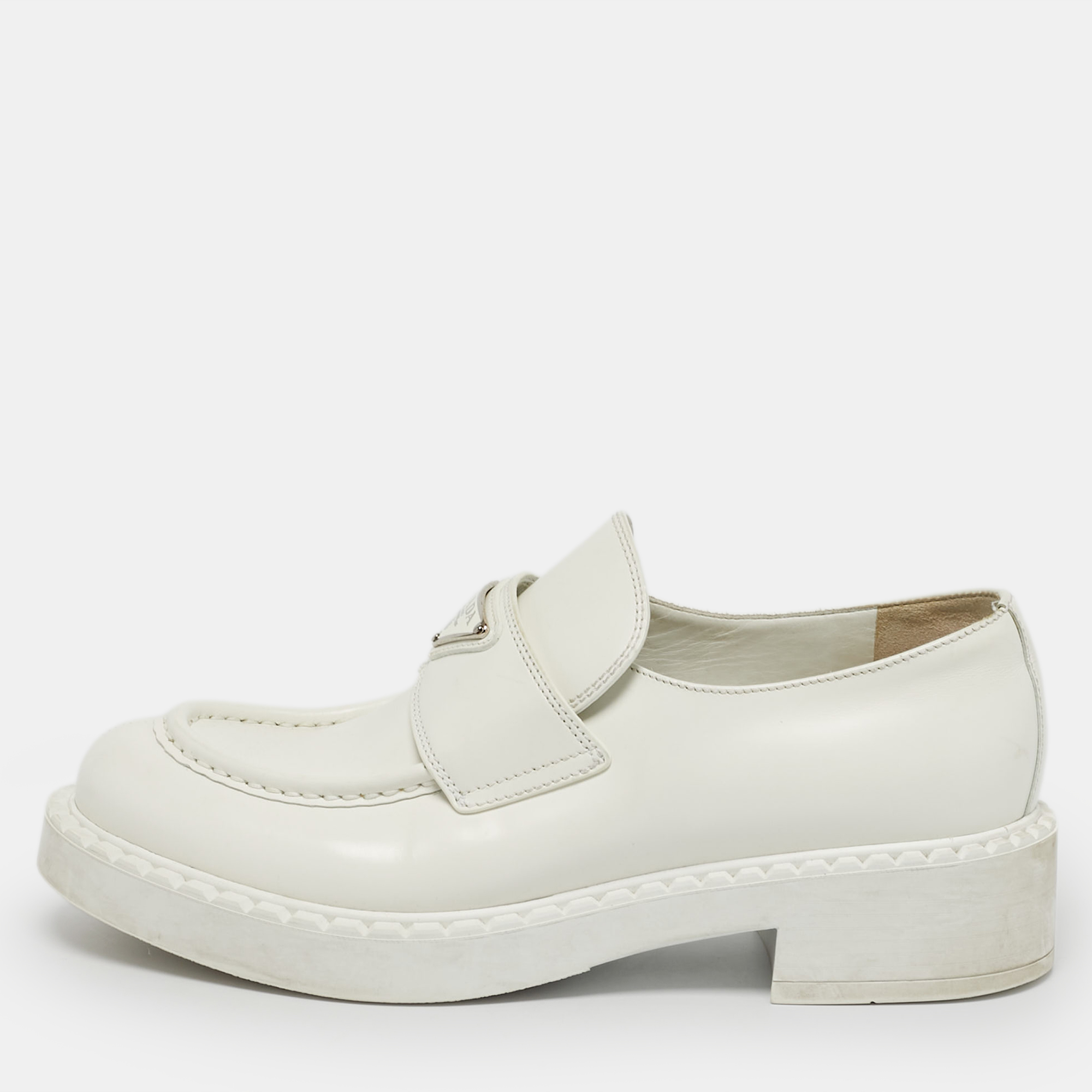 Prada White Leather Slip On Loafers Size
Prada White Leather Slip On Loafers Size