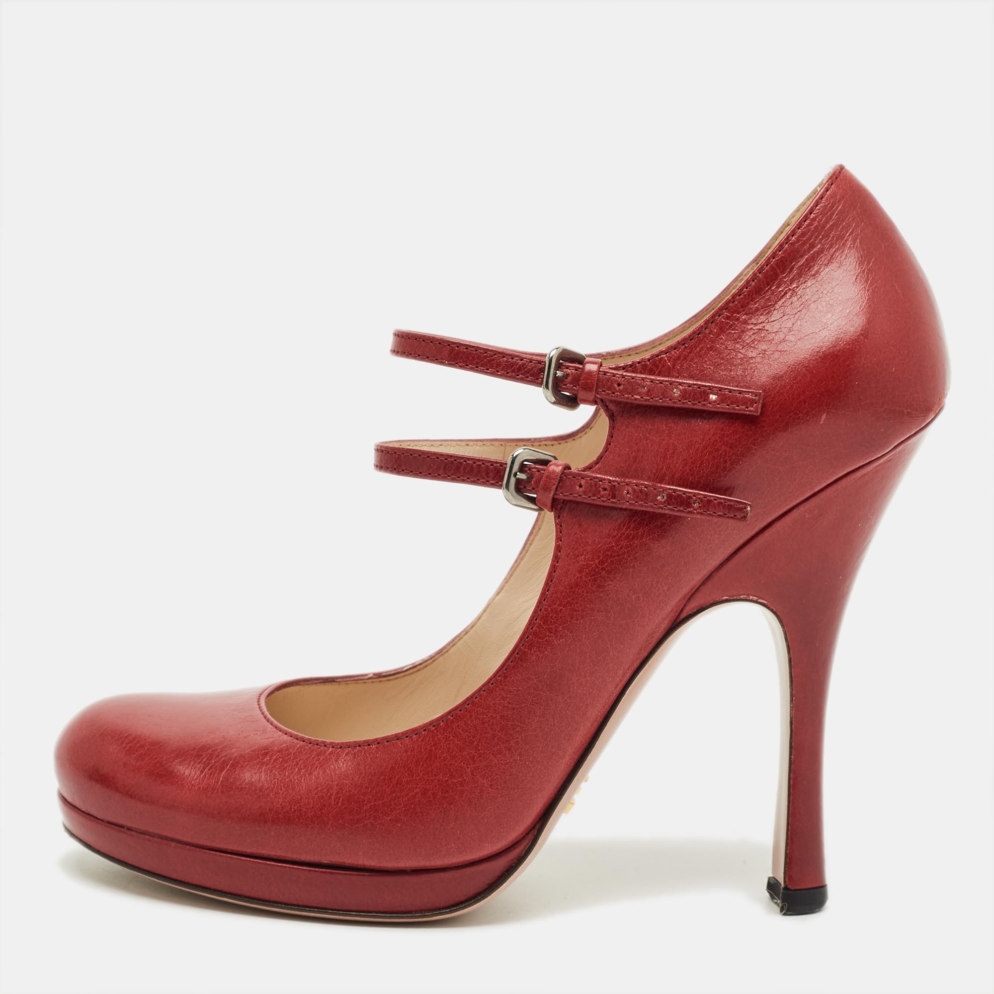 Prada Red Leather Mary Jane Pumps Size
Prada Red Leather Mary Jane Pumps Size