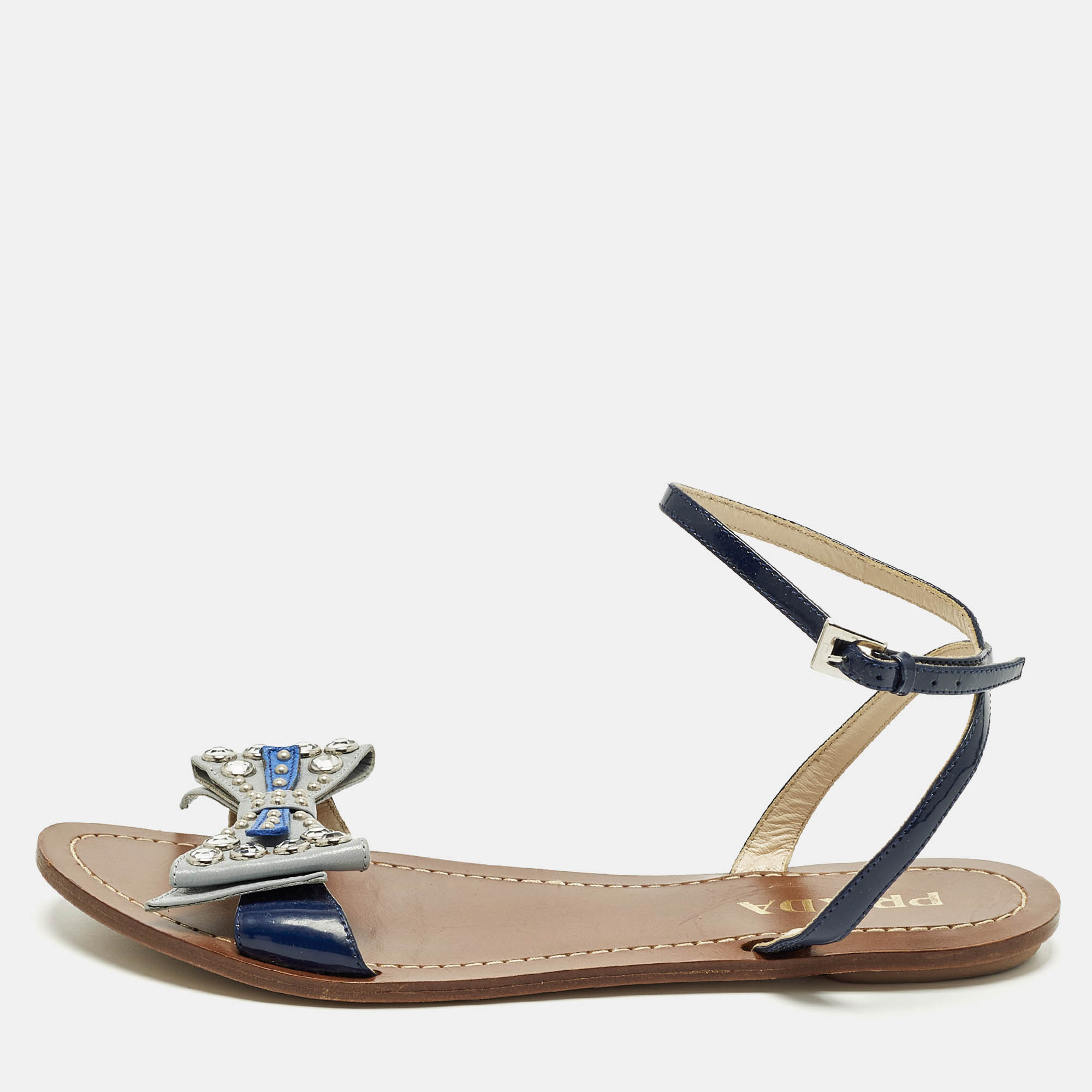 Prada Size Blue Leather and Patent Leather Bow Ankle Strap Flats
Prada Size Blue Leather and Patent Leather Bow Ankle Strap Flats