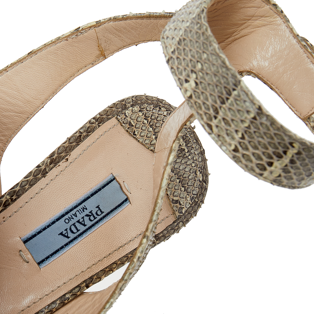 Prada White/Grey Lizard Embossed Leather Peep Toe Platform Ankle Strap Sandals Size 39