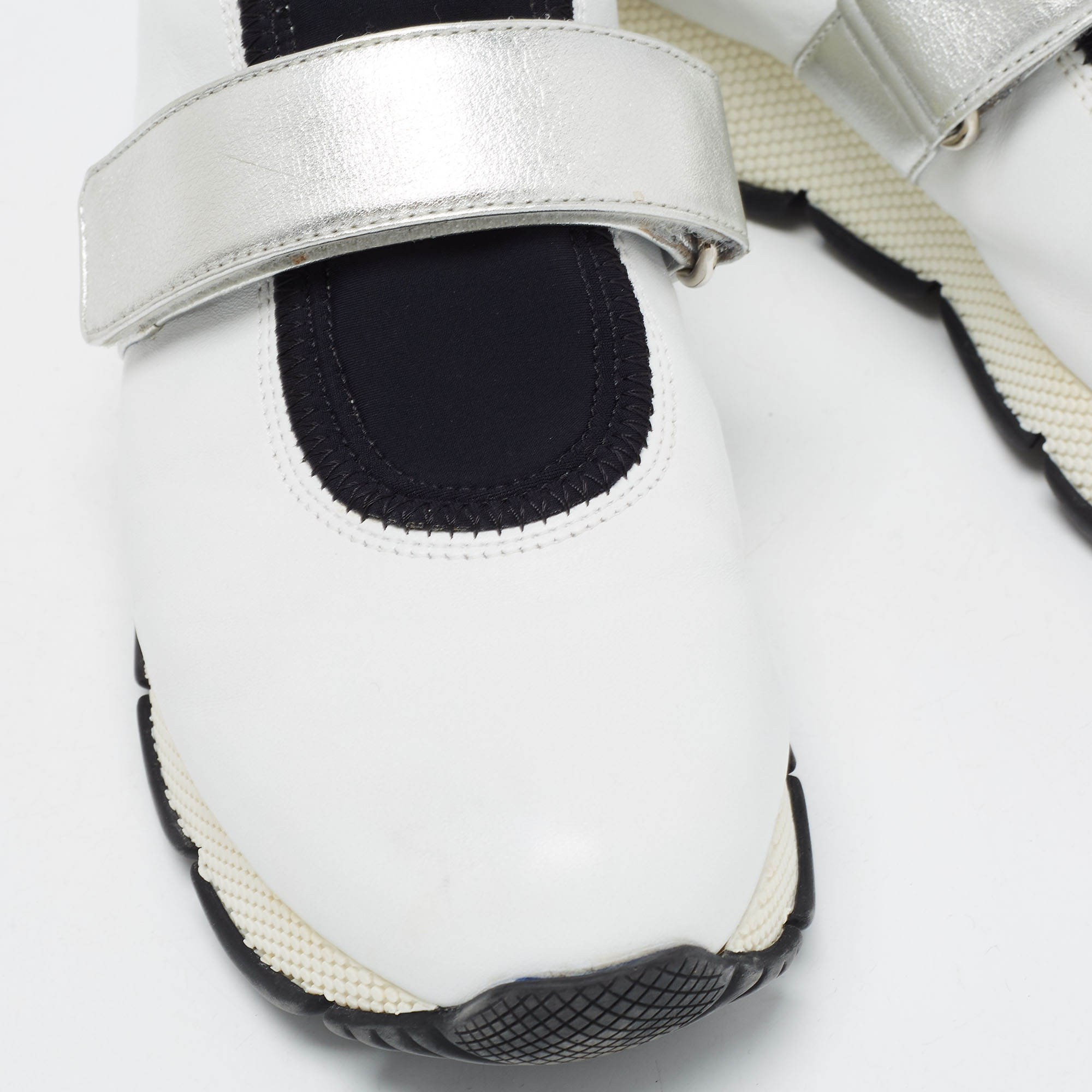 Prada White/Black Leather Low Top Sneakers Size 37.5
