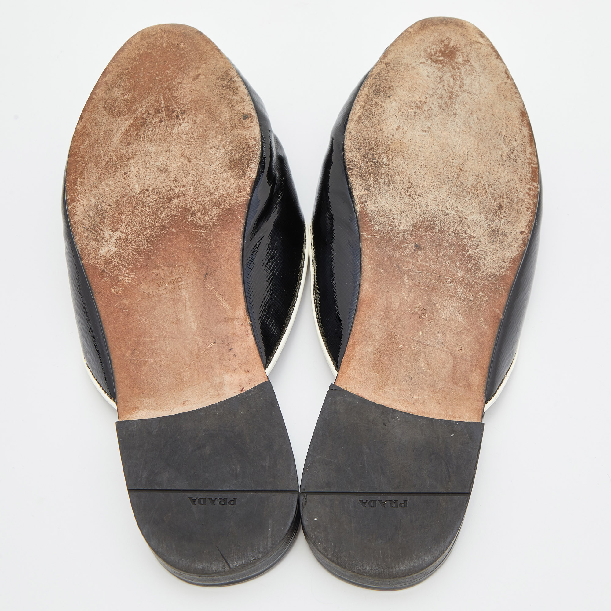 Prada Black Patent Leather Flat Mules Size 39