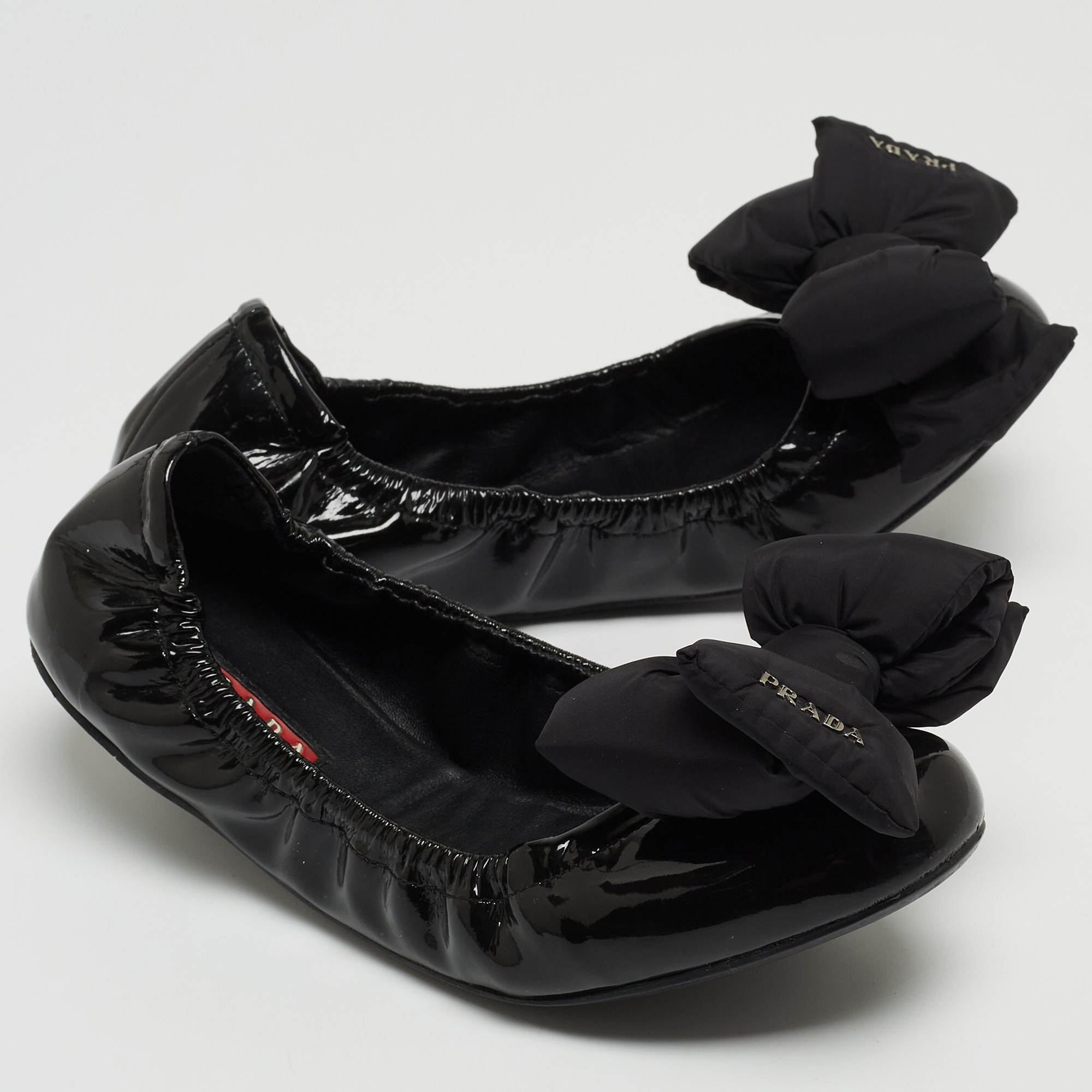 Prada Black Patent Leather Scrunch Ballet Flats Size 36.5