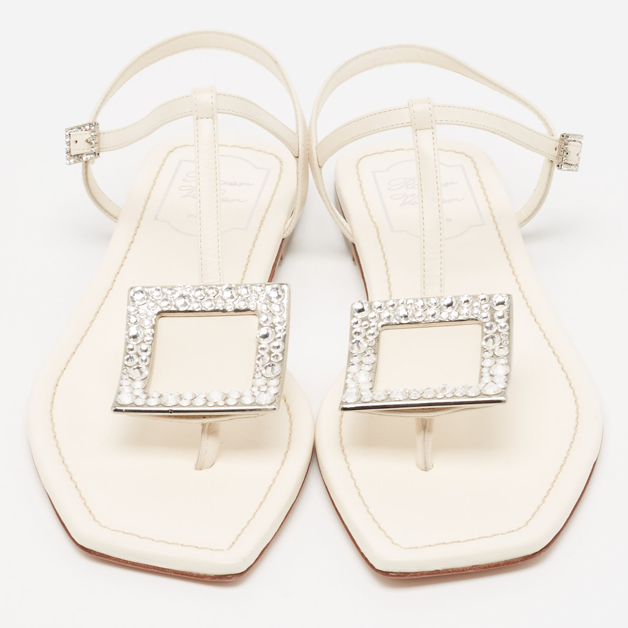 Roger Vivier Off White Leather Crystal Embellished Flat Thong Sandals Size 39