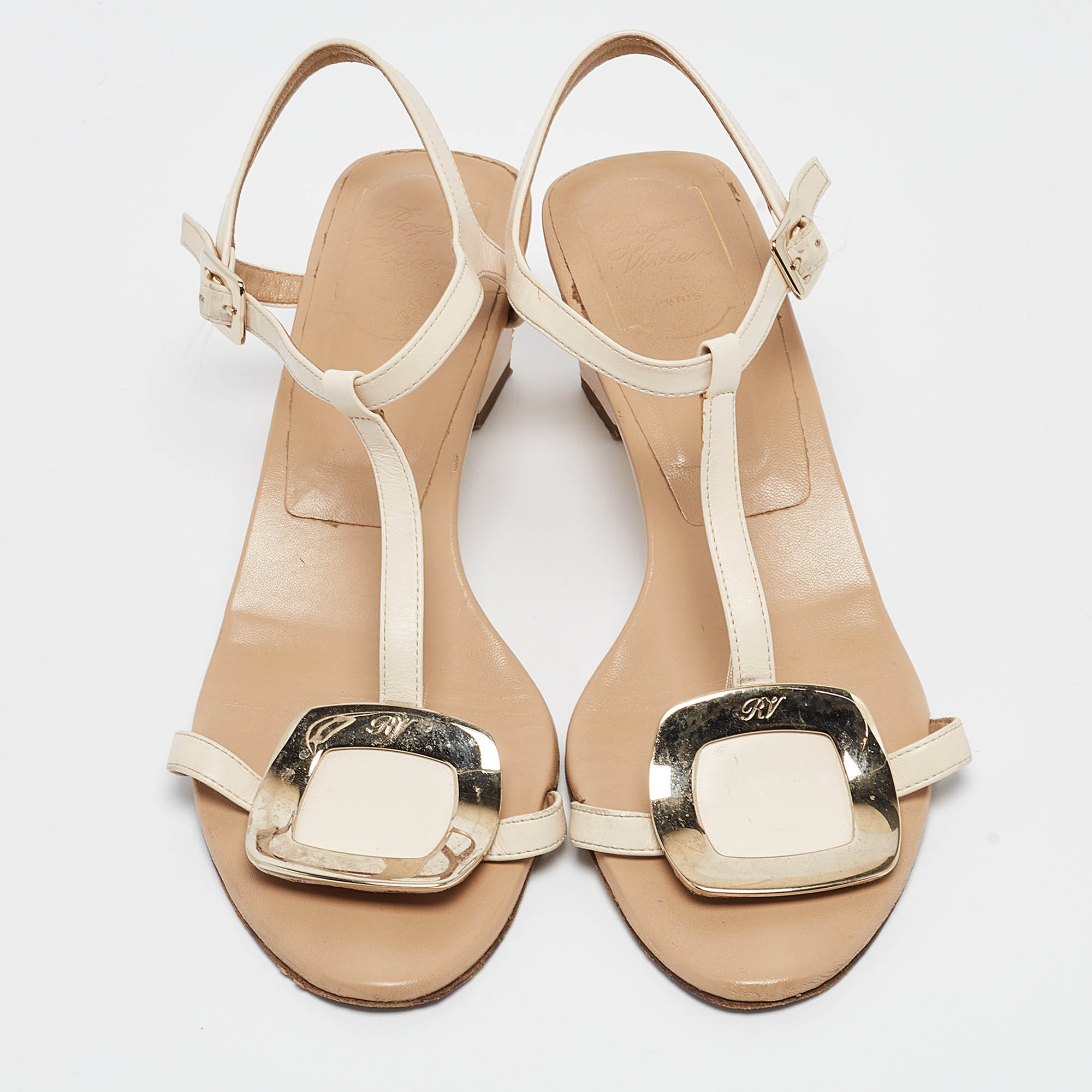 Roger Vivier Beige/Off White Leather Chips T Strap Sandals Size 39