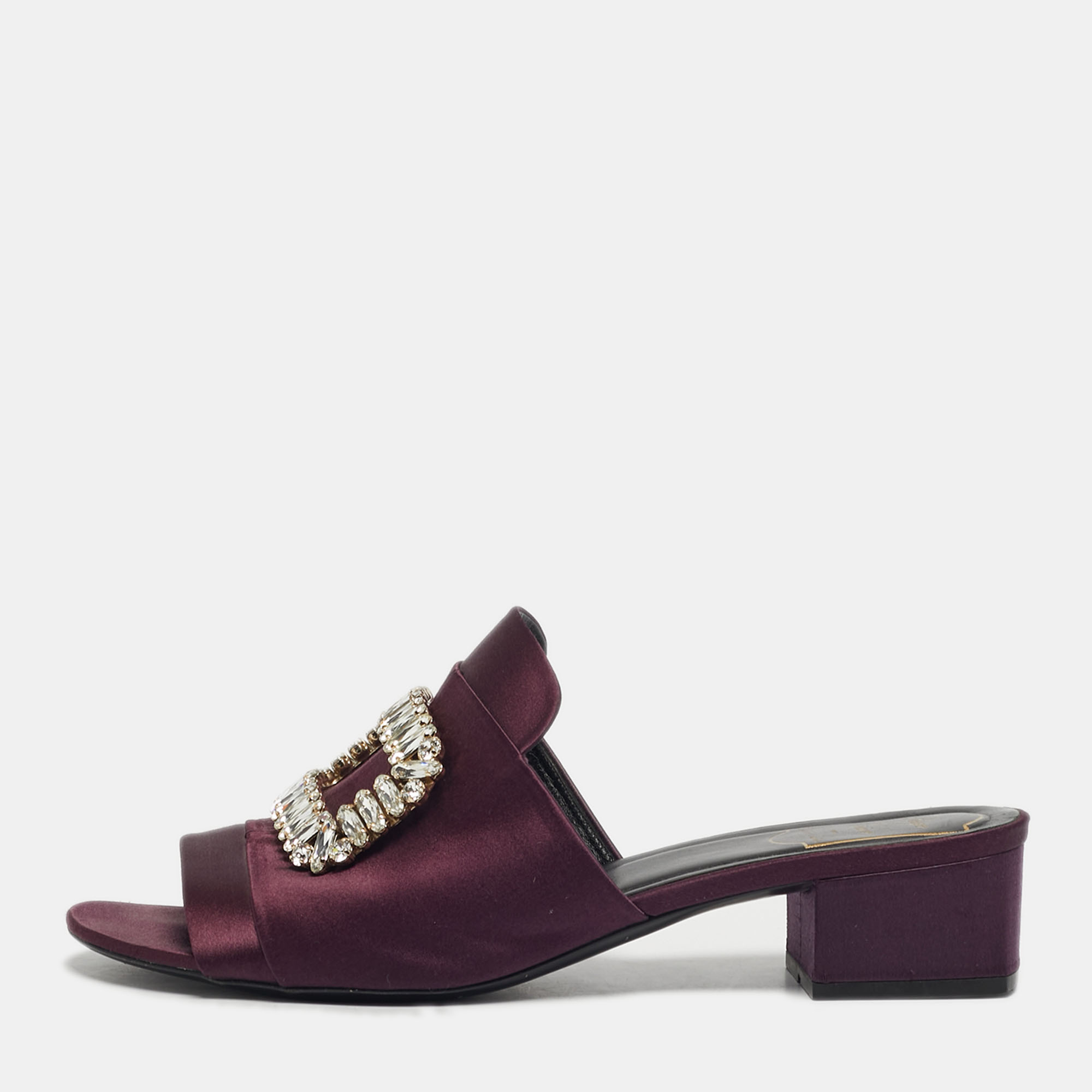 Roger Vivier Size Purple Satin Crystal Embellished Slide Sandals
Roger Vivier Size Purple Satin Crystal Embellished Slide Sandals