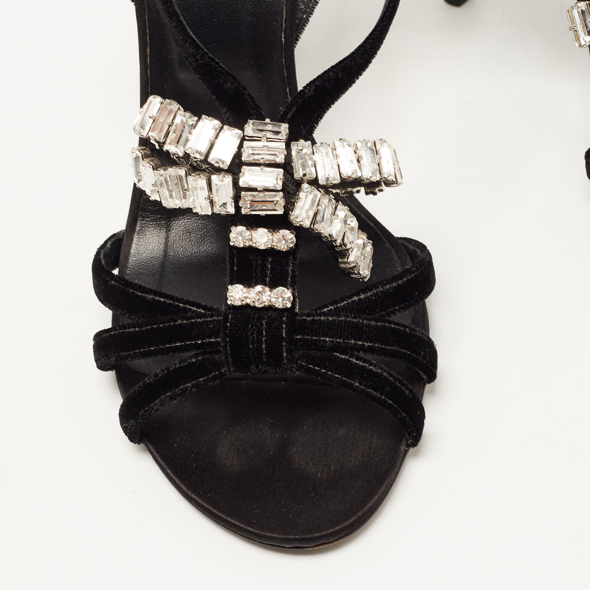 Roger Vivier Black Velvet Crystal Embellished Bow Sandals Size 37