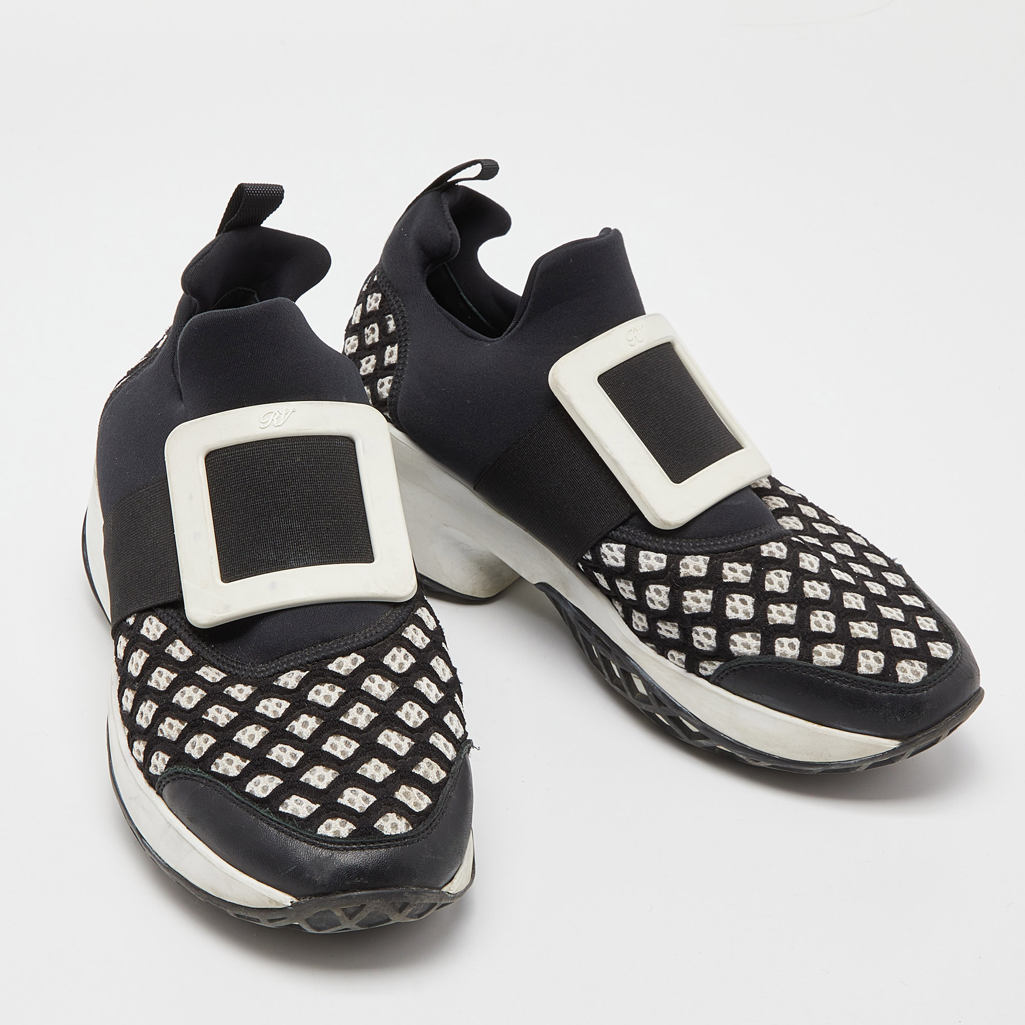 Roger Vivier Black/White Mesh And Neoprene Viv Run Sneakers Size 38