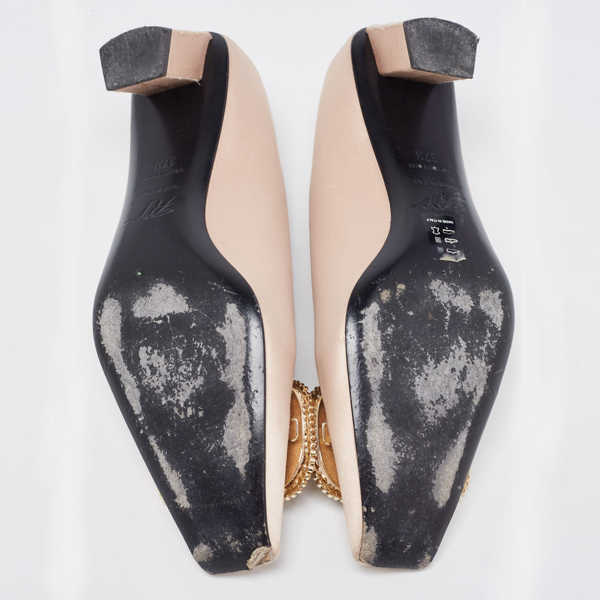 Roger Vivier Beige Satin Crystal Embellished Pointed Toe Pumps Size 37.5