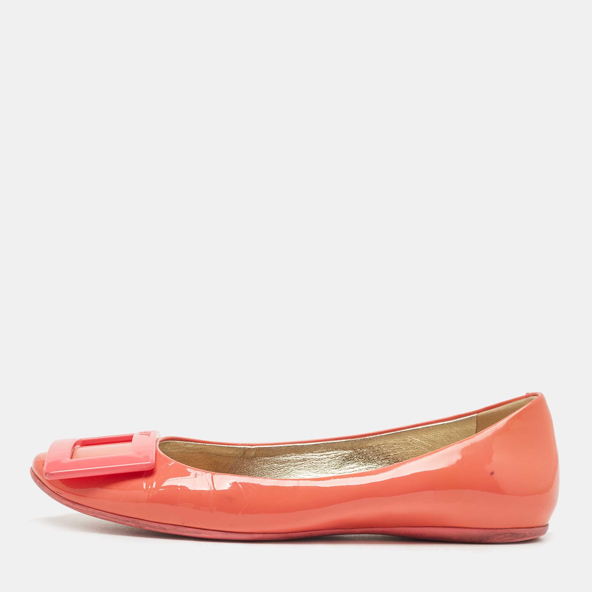 Roger Vivier Coral Pink Patent Leather Belle Vivier Ballet Flats Size
Roger Vivier Coral Pink Patent Leather Belle Vivier Ballet Flats Size